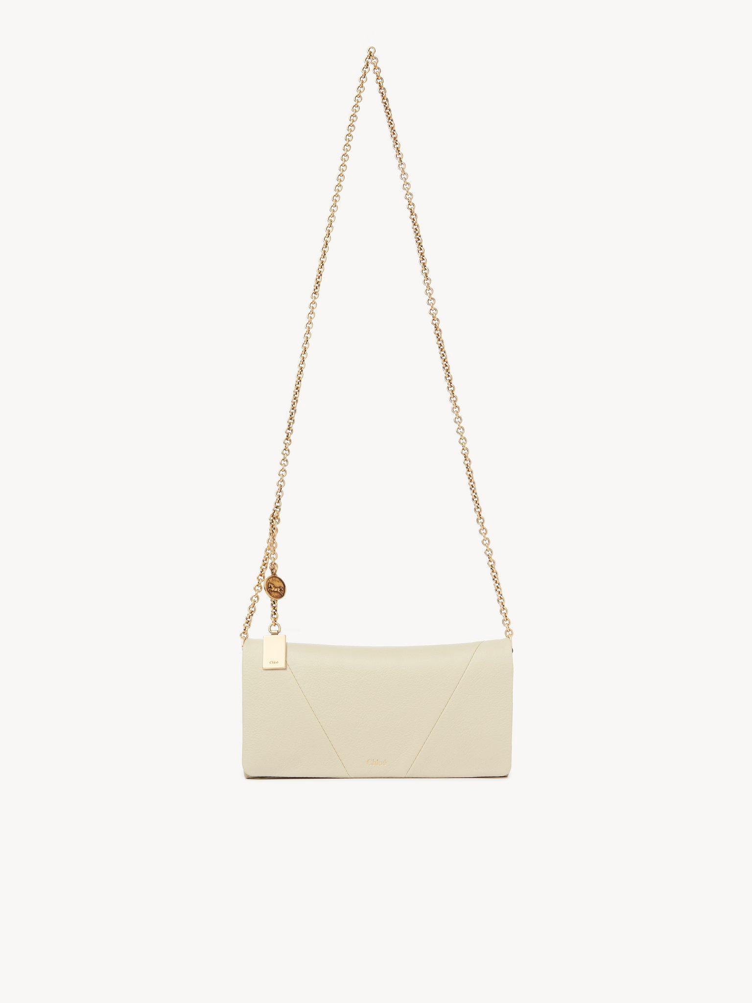 Chloé Spin flap wallet on chain in grained leather Product Image