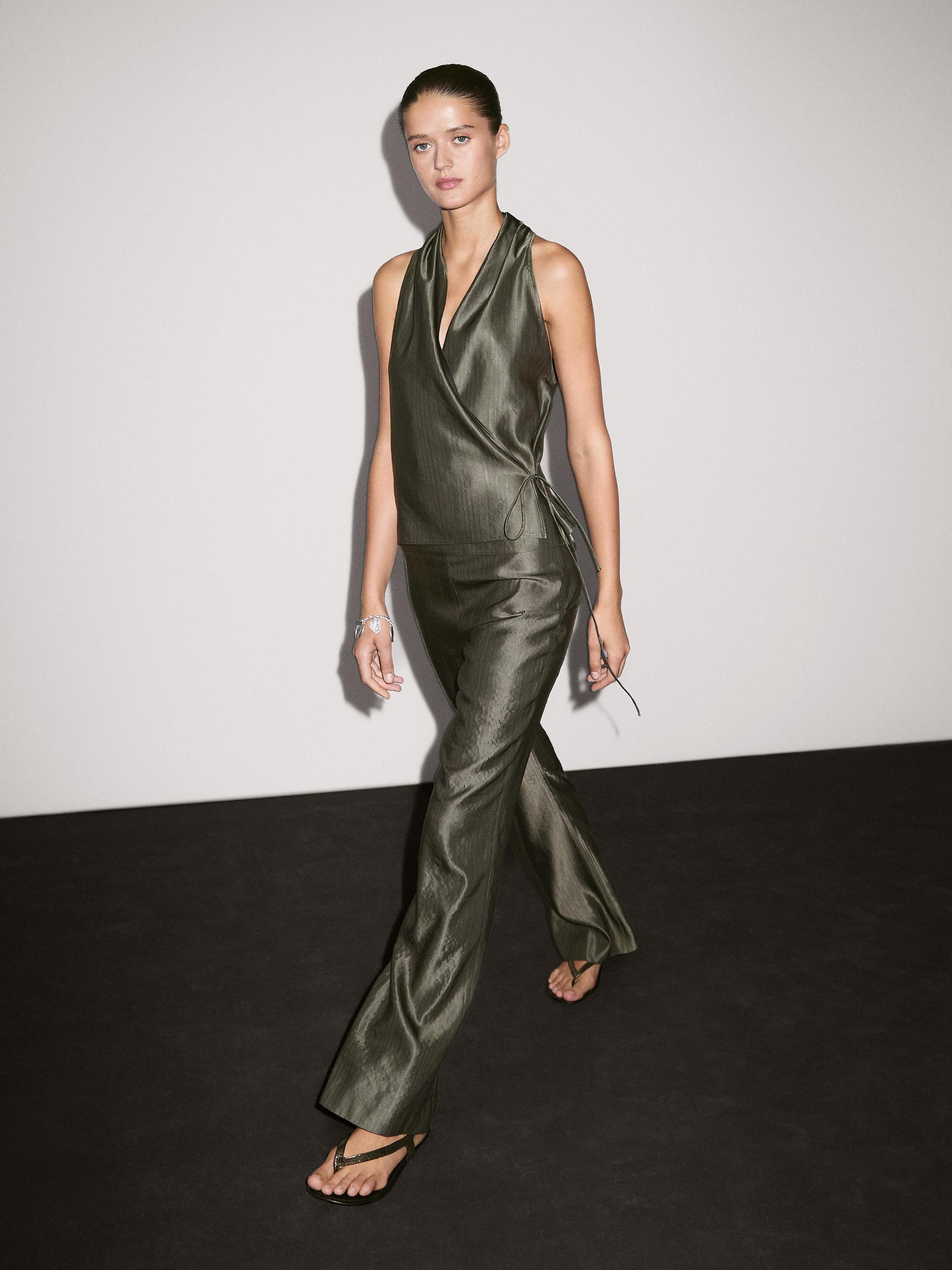 Mid-rise flared jacquard trousers Product Image