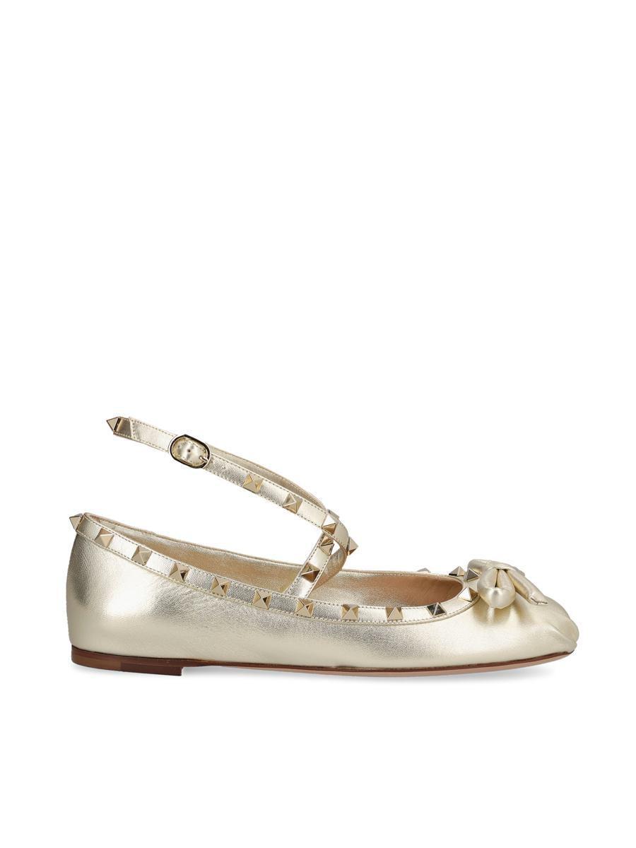 VALENTINO GARAVANI Low Shoes In Gold Product Image