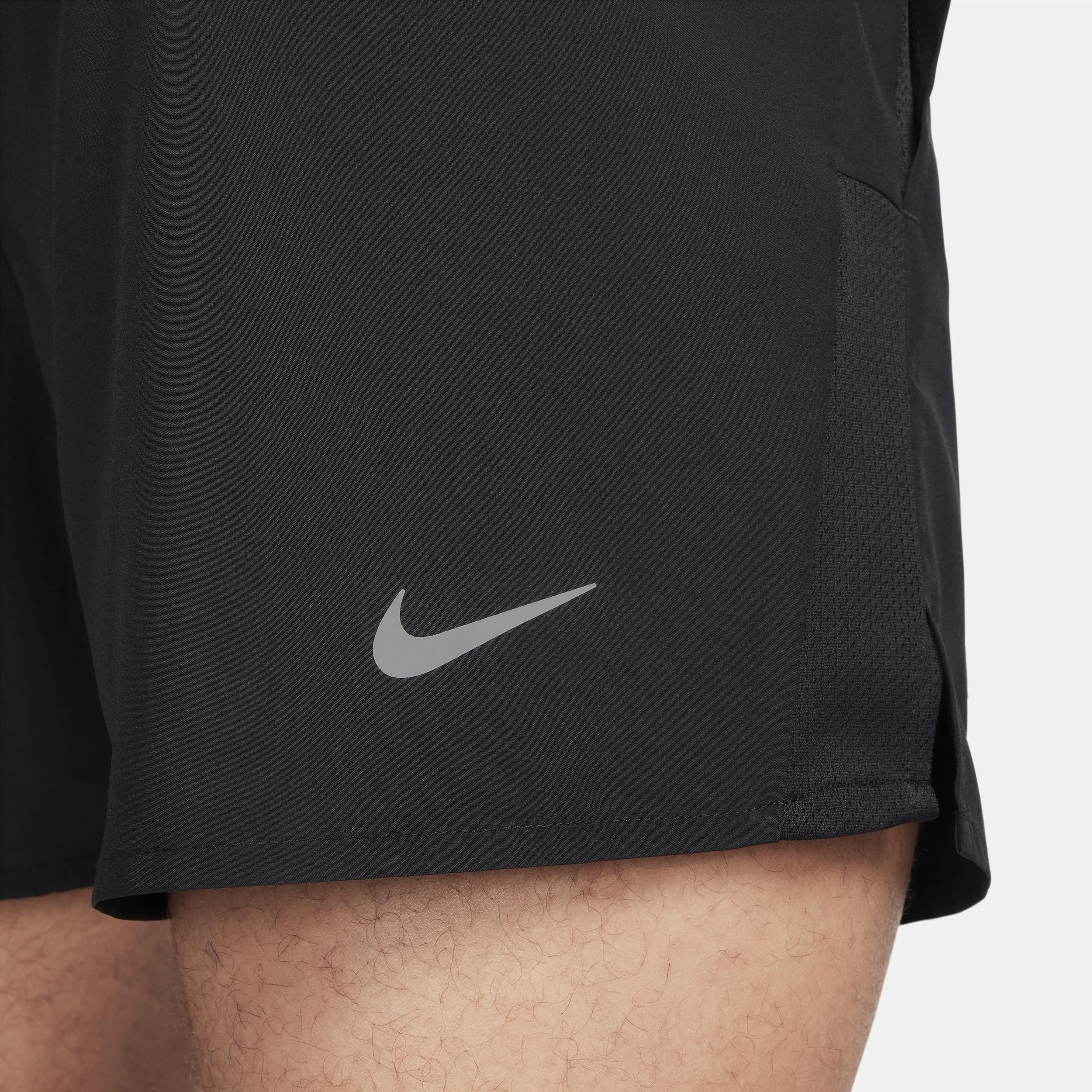 Nike Men's Challenger Flash Dri-FIT 5" Brief-Lined Running Shorts Product Image