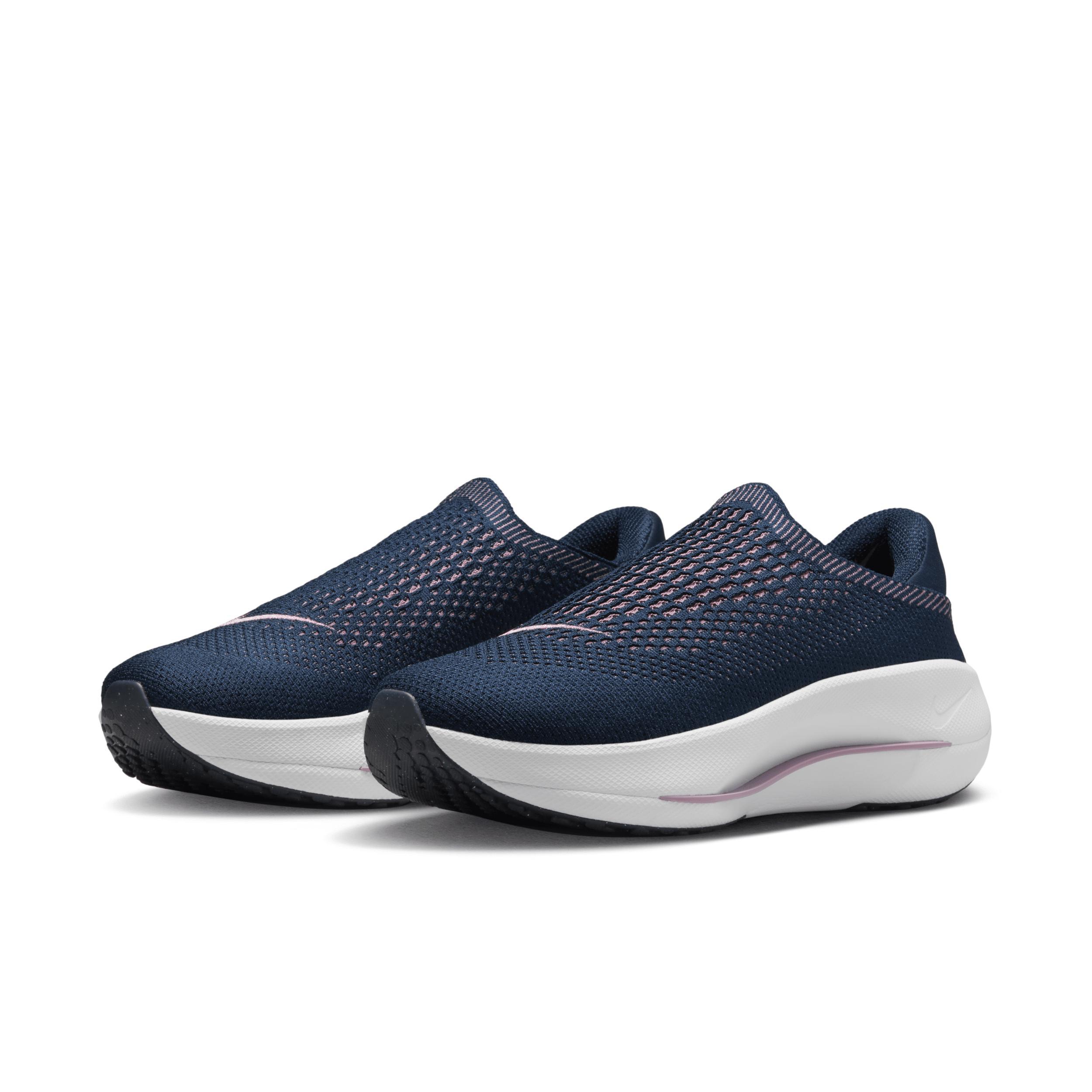 Nike Reina EasyOn Women's Shoes Product Image