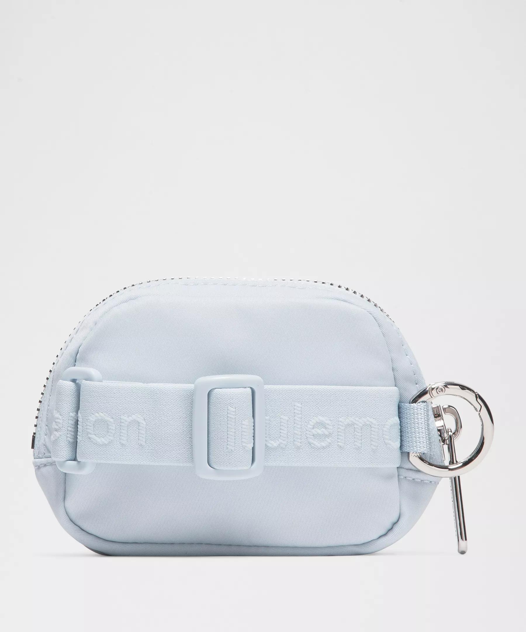 Everywhere Belt Bag Nano Product Image