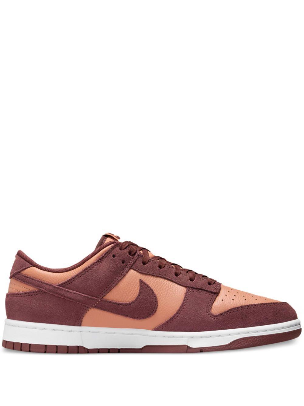 NIKE Men's Dunk Low Retro Se Leather/suede Shoes In Brown Product Image