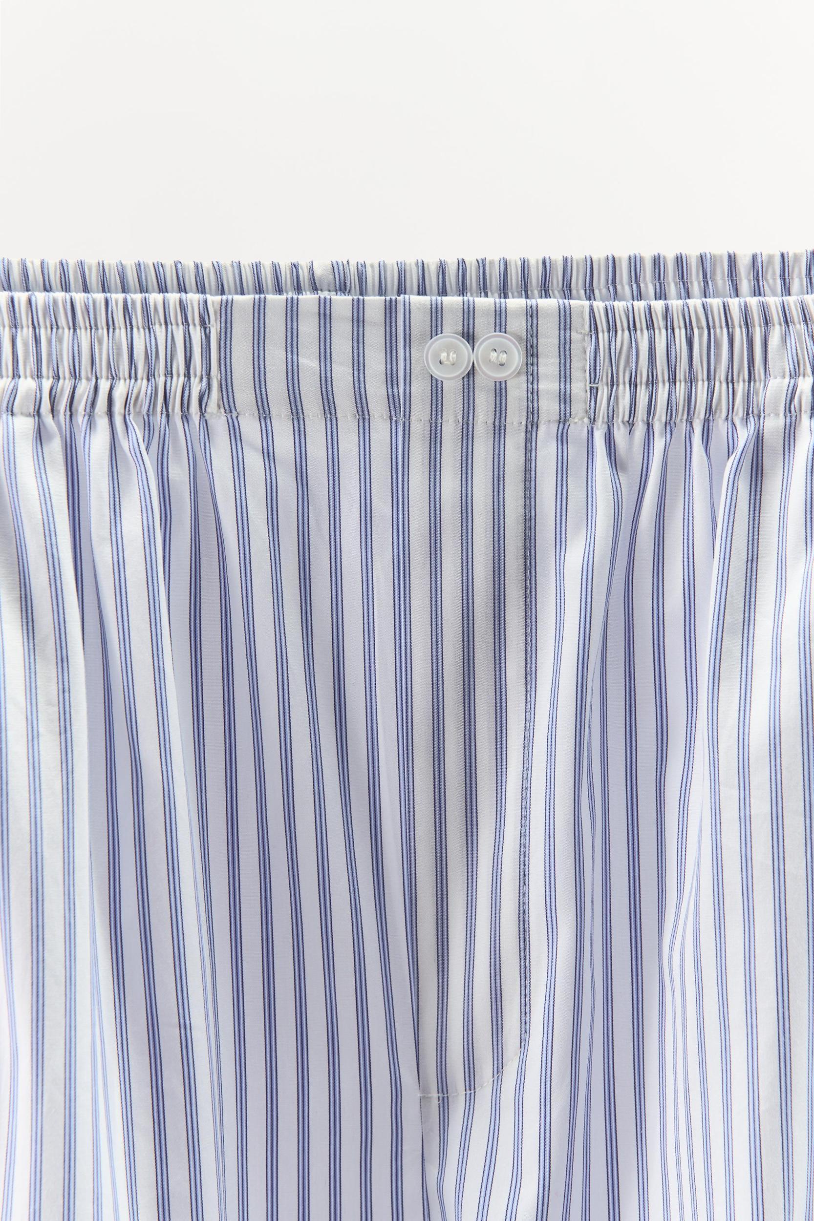 STRAPPY TOP WITH SEAMS Product Image