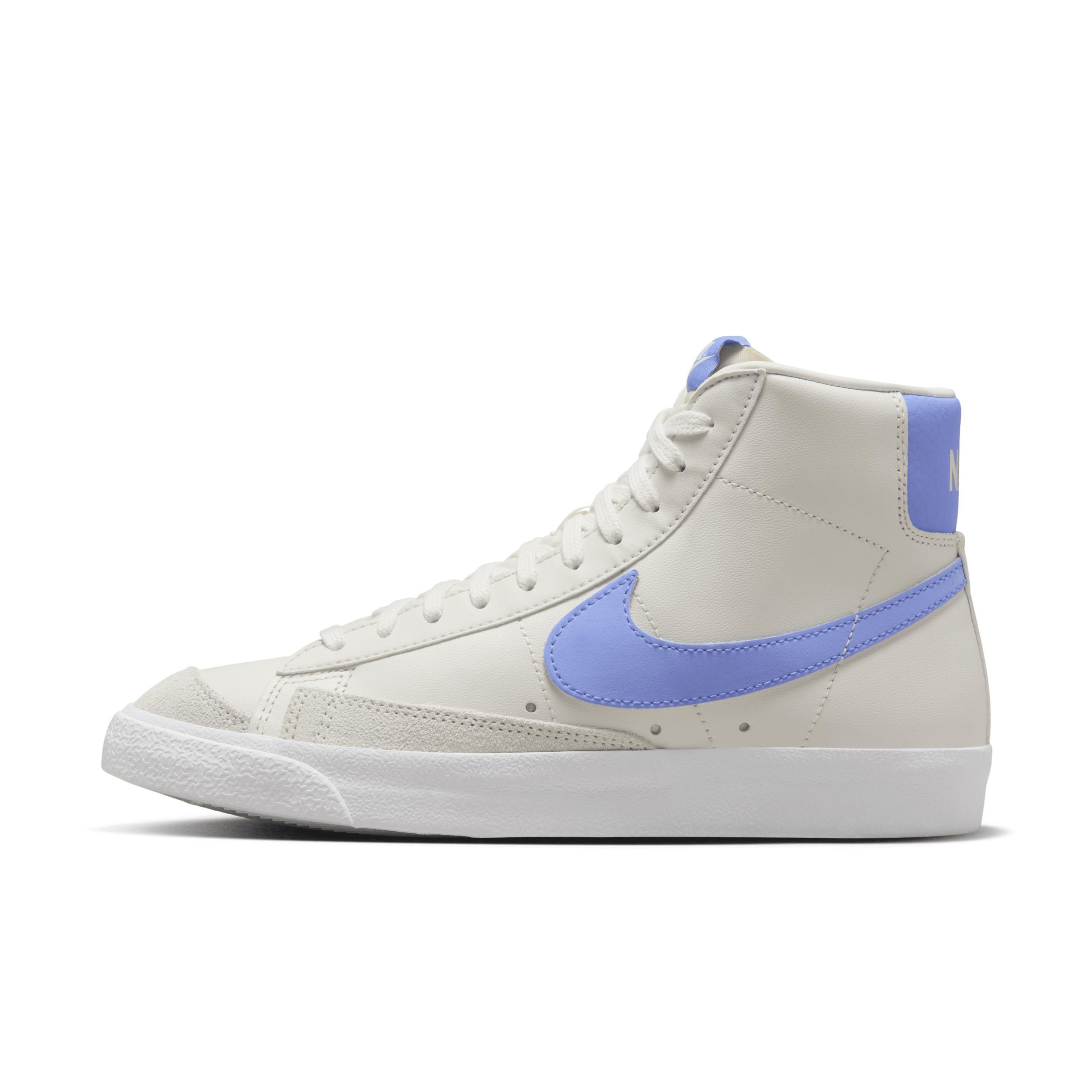 Nike Blazer Mid '77 Women's Shoes Product Image