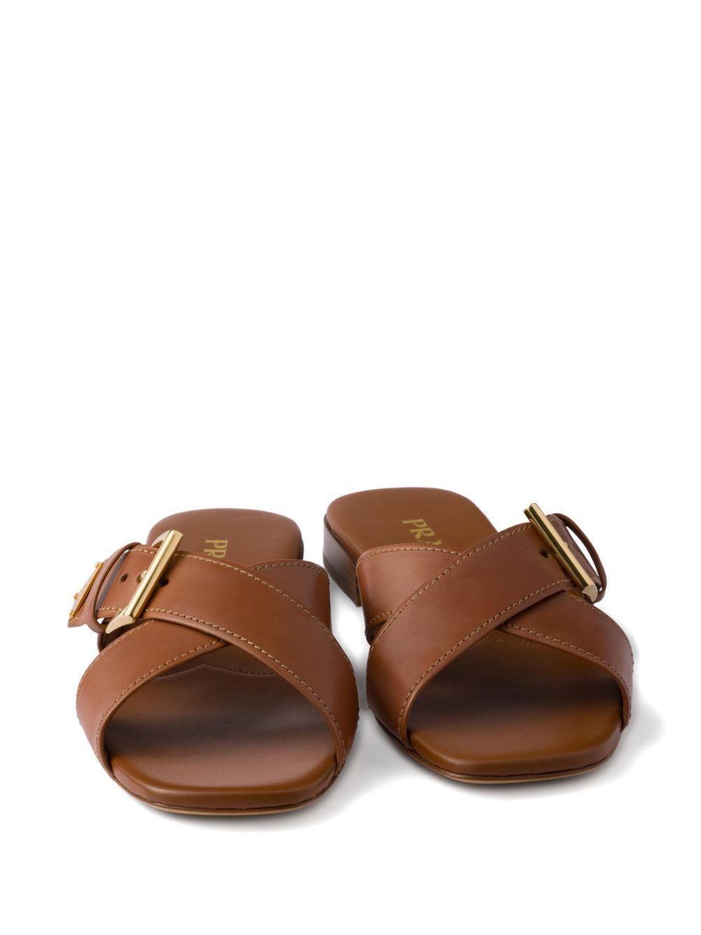criss-cross buckle-fastening sandals Product Image