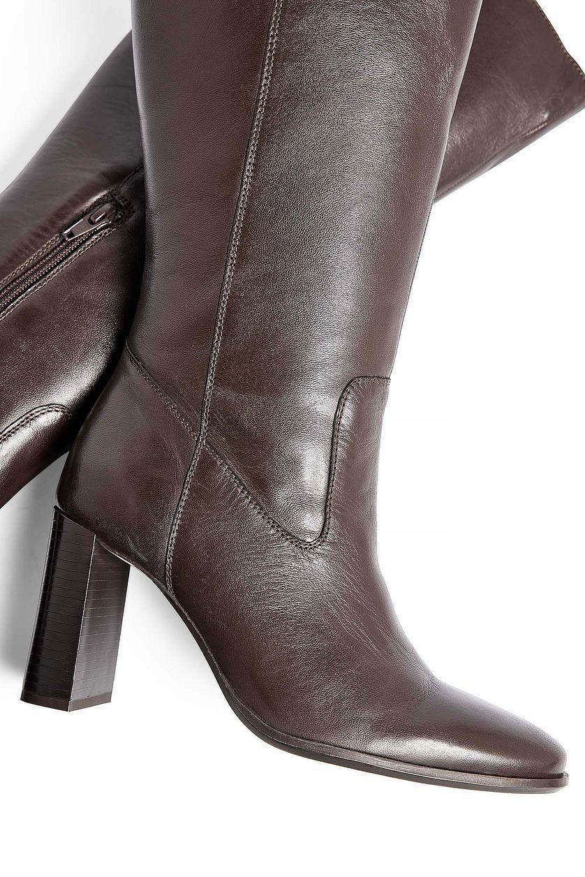 Knee High Leather Rounded Toe Boots Product Image