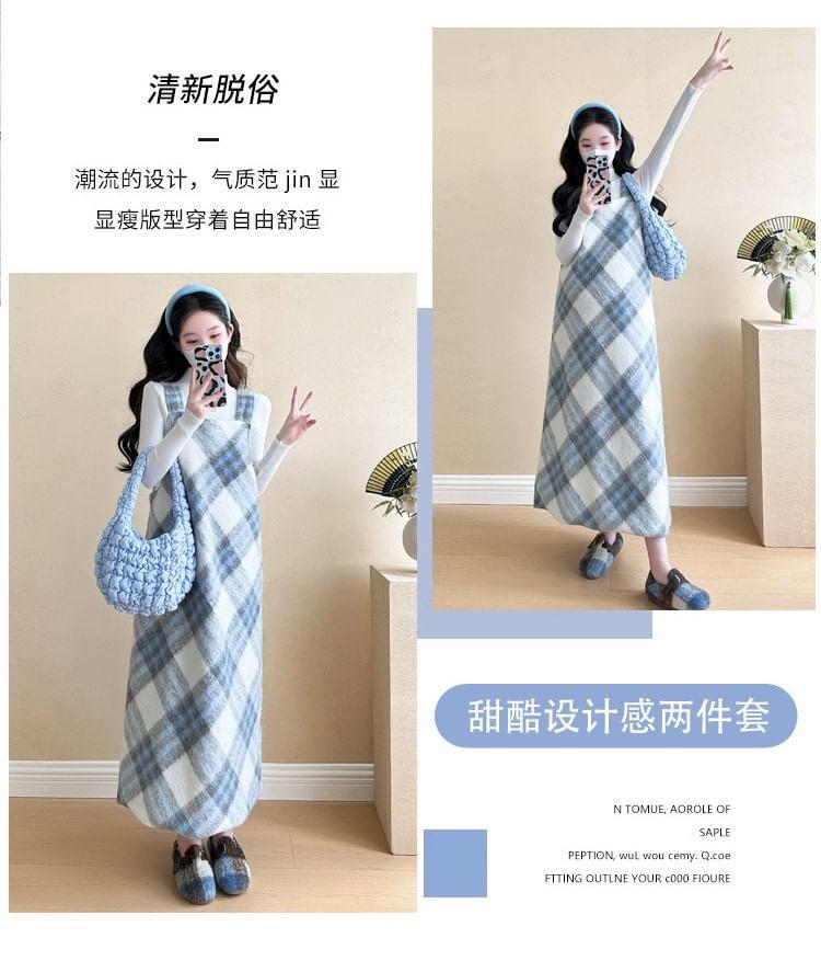 Maternity Long-Sleeve Mock Neck Plain T-Shirt / Square Neck Plaid Midi Dungaree Dress Product Image