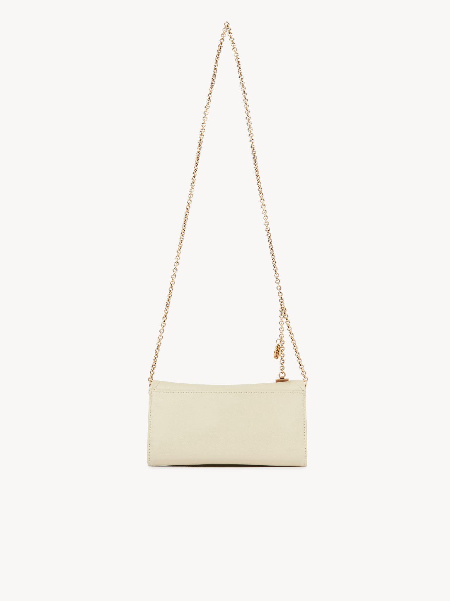 Chloé Spin flap wallet on chain in grained leather Product Image