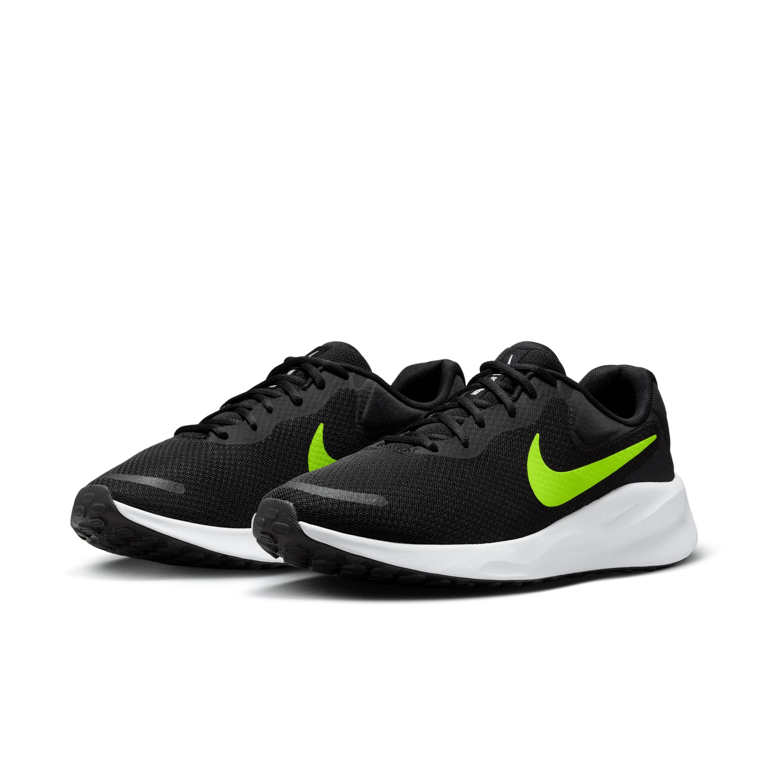 Nike Men's Revolution 7 Road Running Shoes Product Image