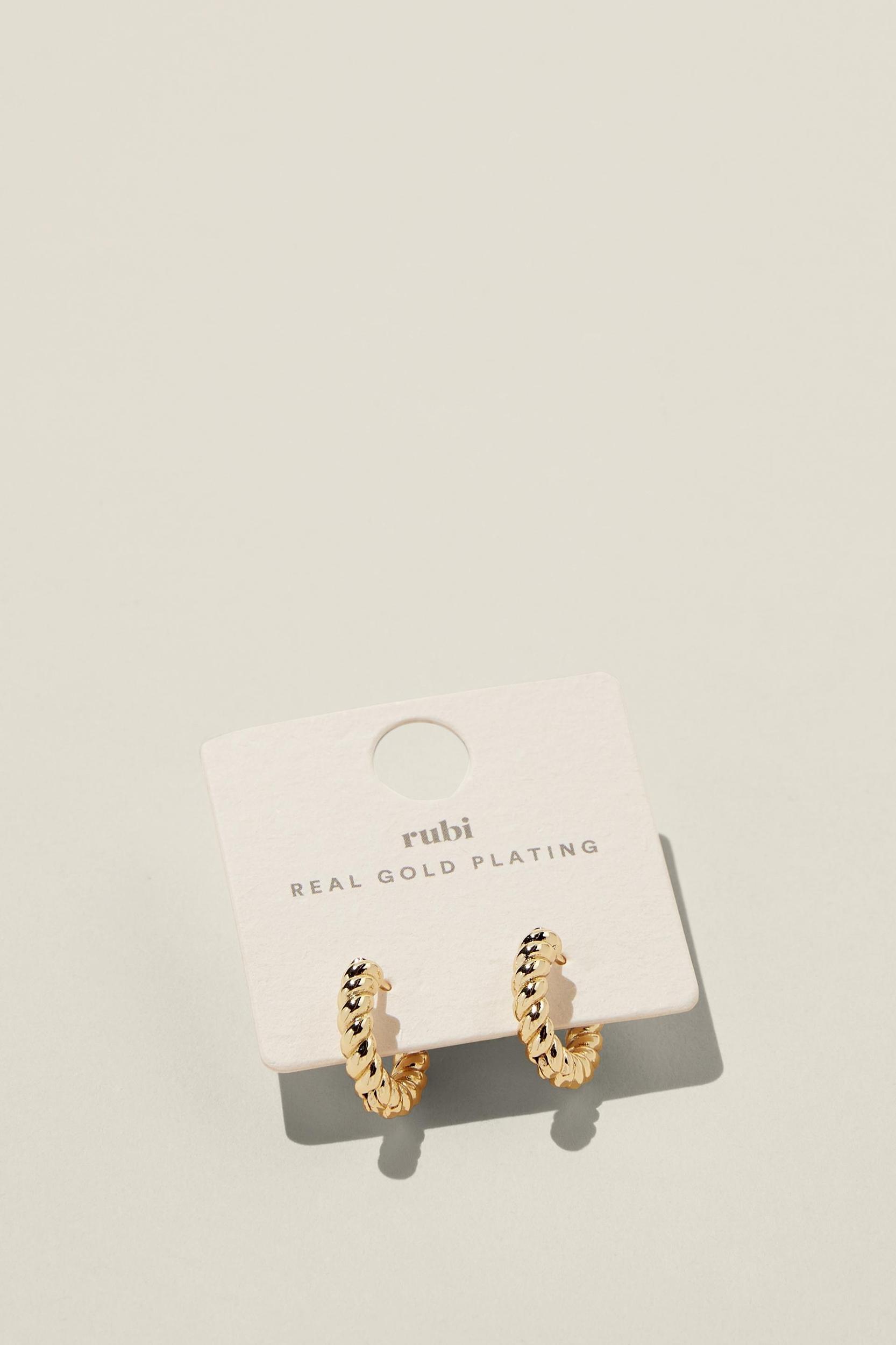 Small Hoop Earring Product Image