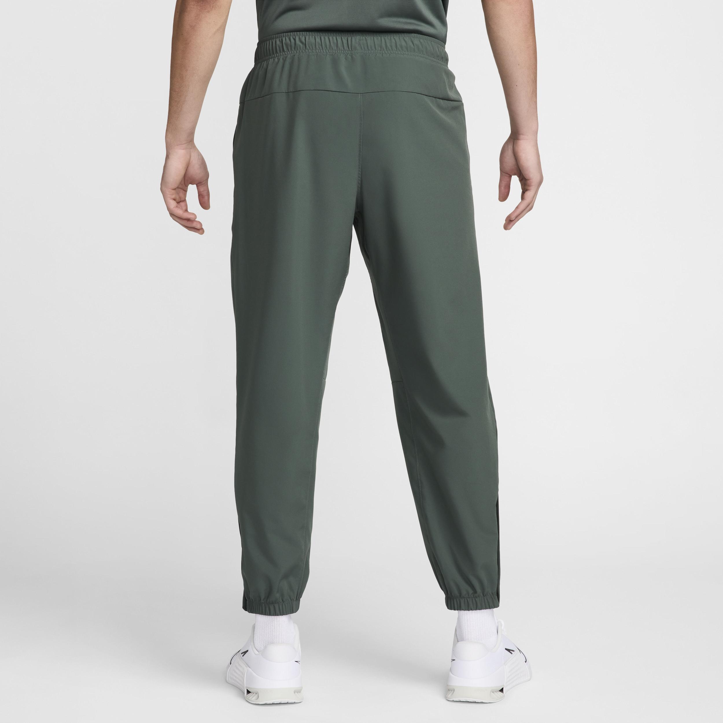 Nike Form Men's Dri-FIT Tapered Versatile Pants Product Image