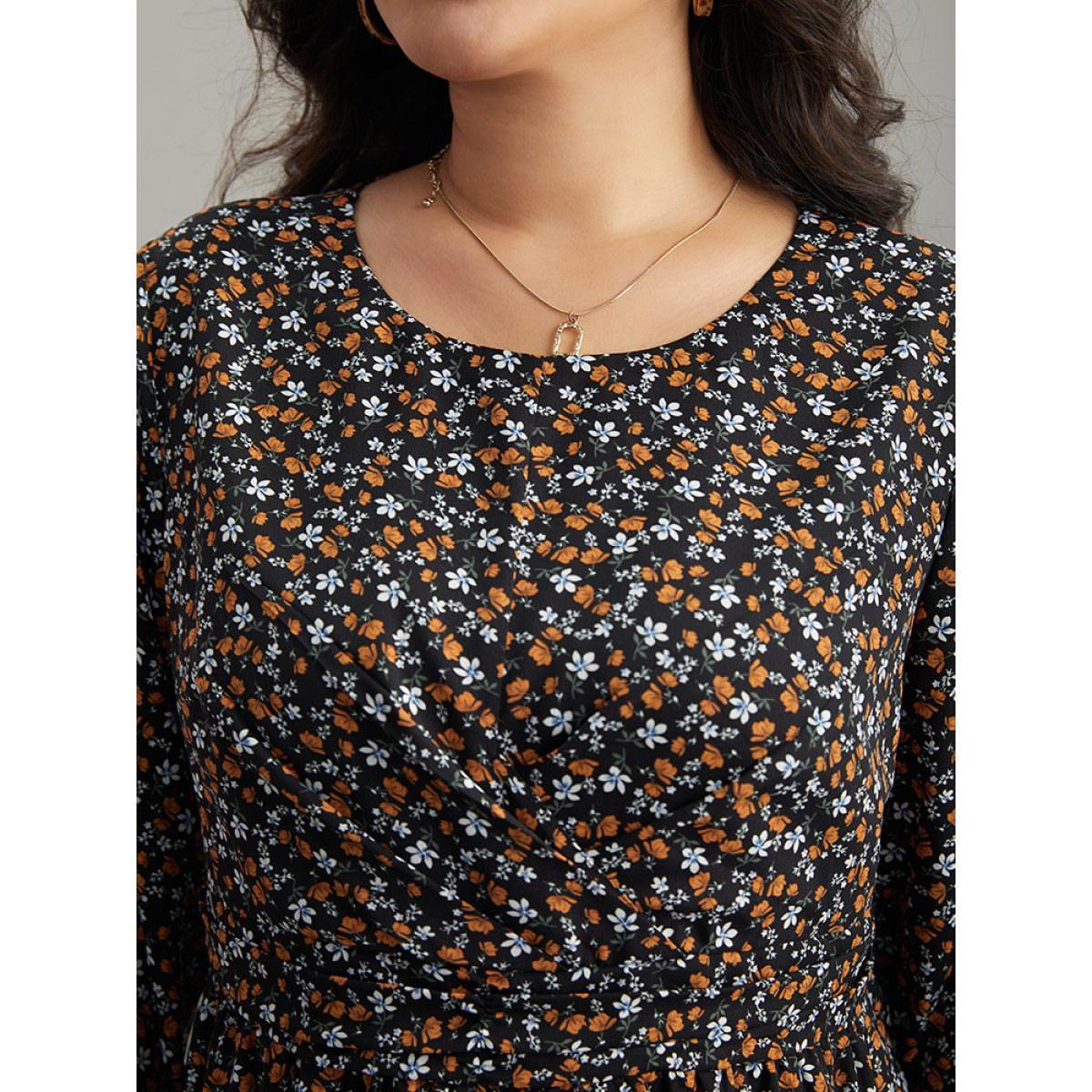 Plus Size Ditsy Floral Pocket Lantern Sleeve Knee Dress Black Women Elegant Elastic cuffs Round Neck Long Sleeve Curvy Midi Dress BloomChic 14-16/1X Product Image