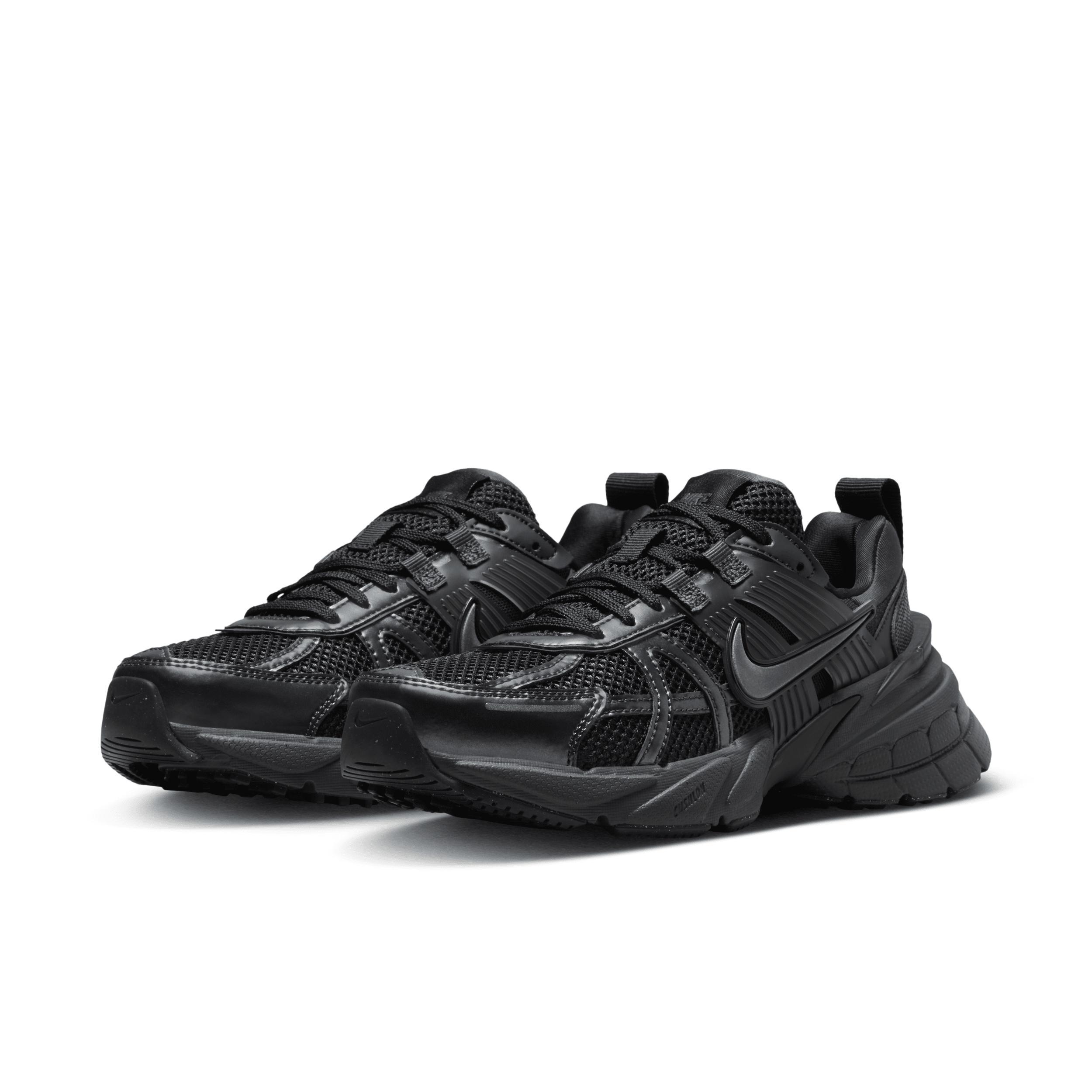 Nike Women's V2K Run Shoes Product Image