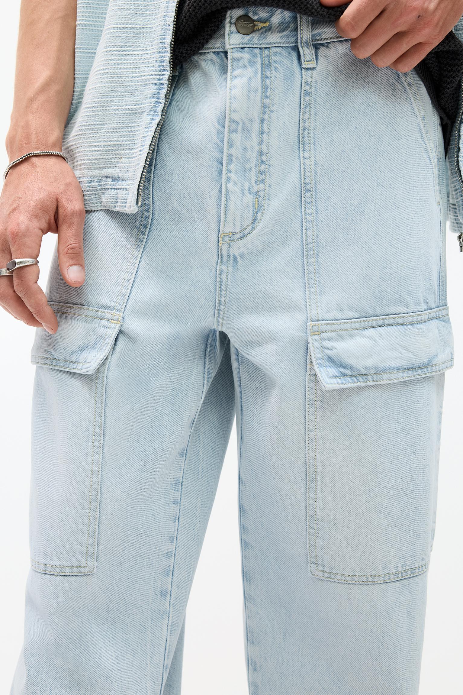 Baggy cargo jeans Product Image