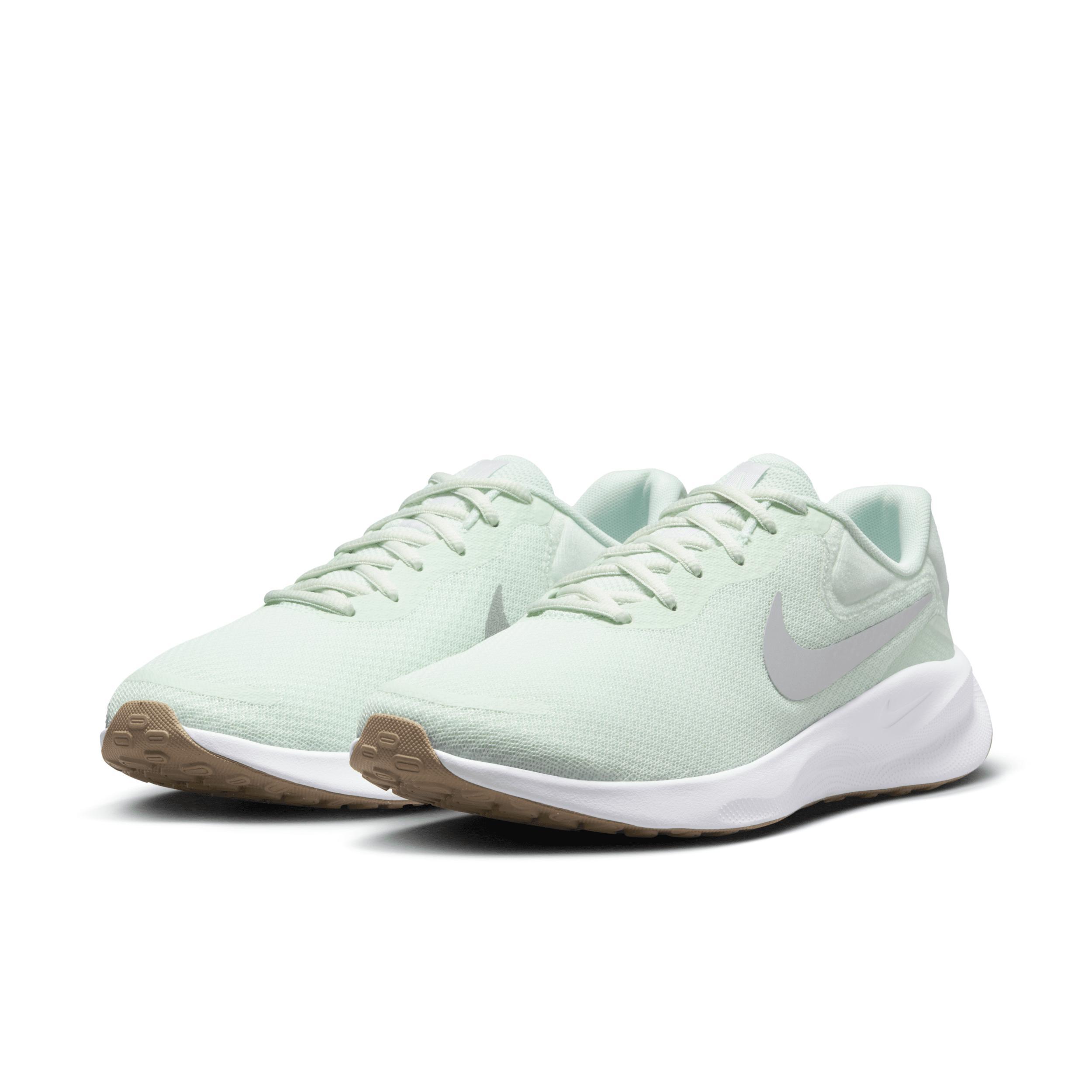 Nike Revolution 7 Women's Road Running Shoes (Extra Wide) Product Image