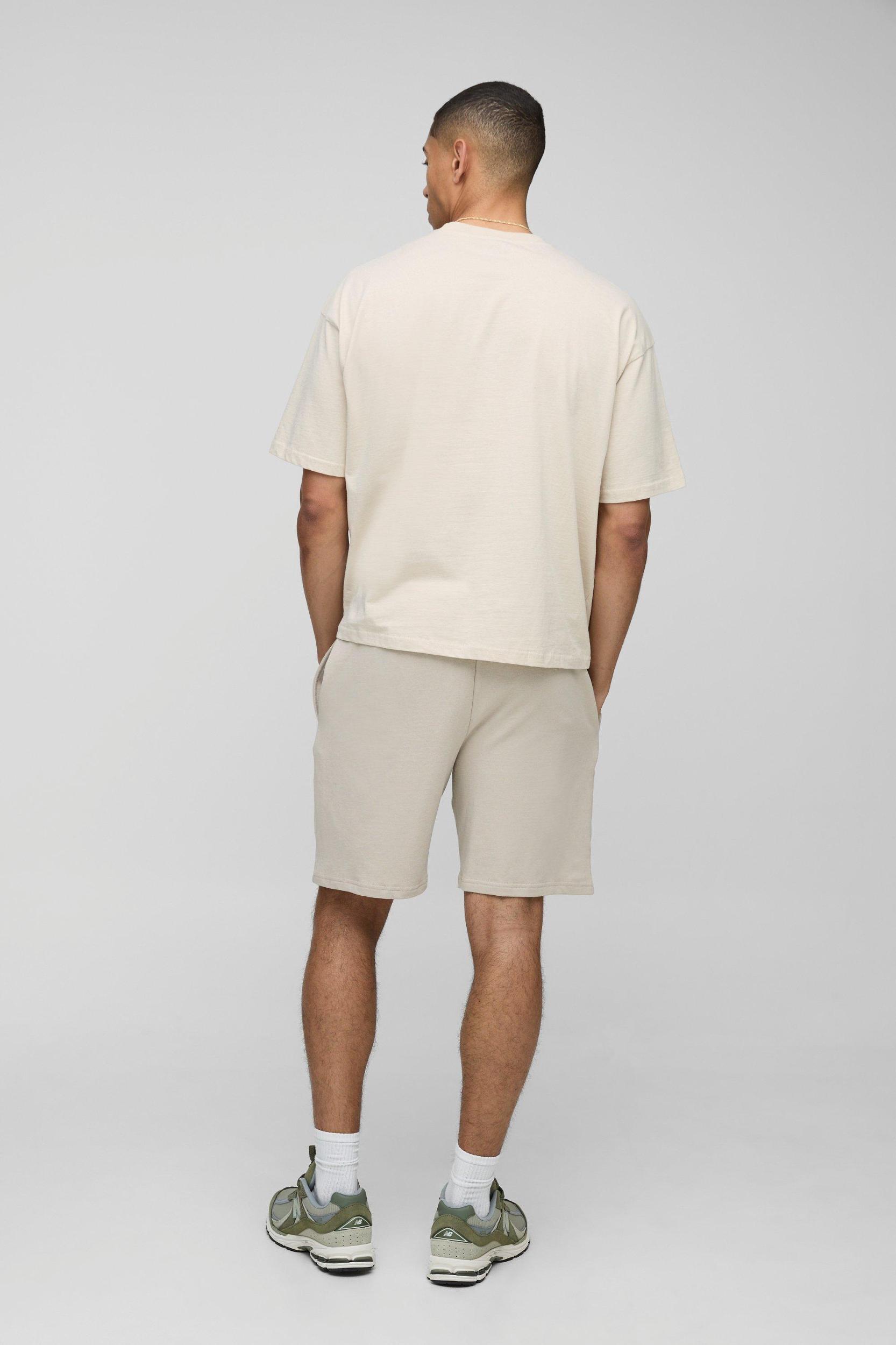 260GSM Loopback Basic Oversized Mid Length Short | boohooMAN USA Product Image