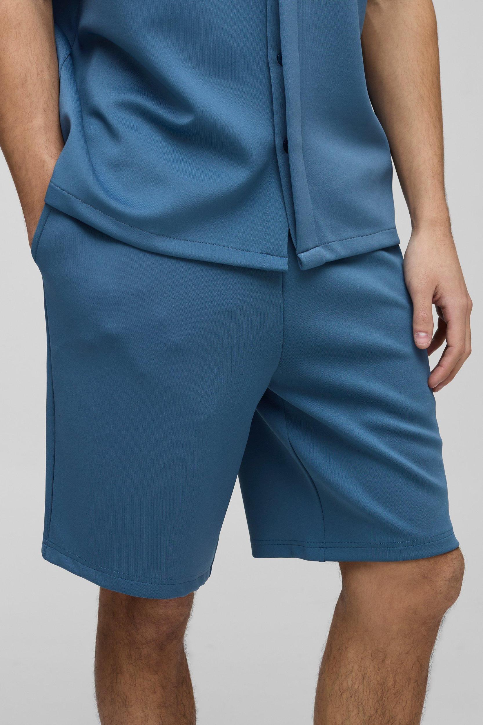 Relaxed Fit Elasticated Waist Scuba Short | boohooMAN USA Product Image