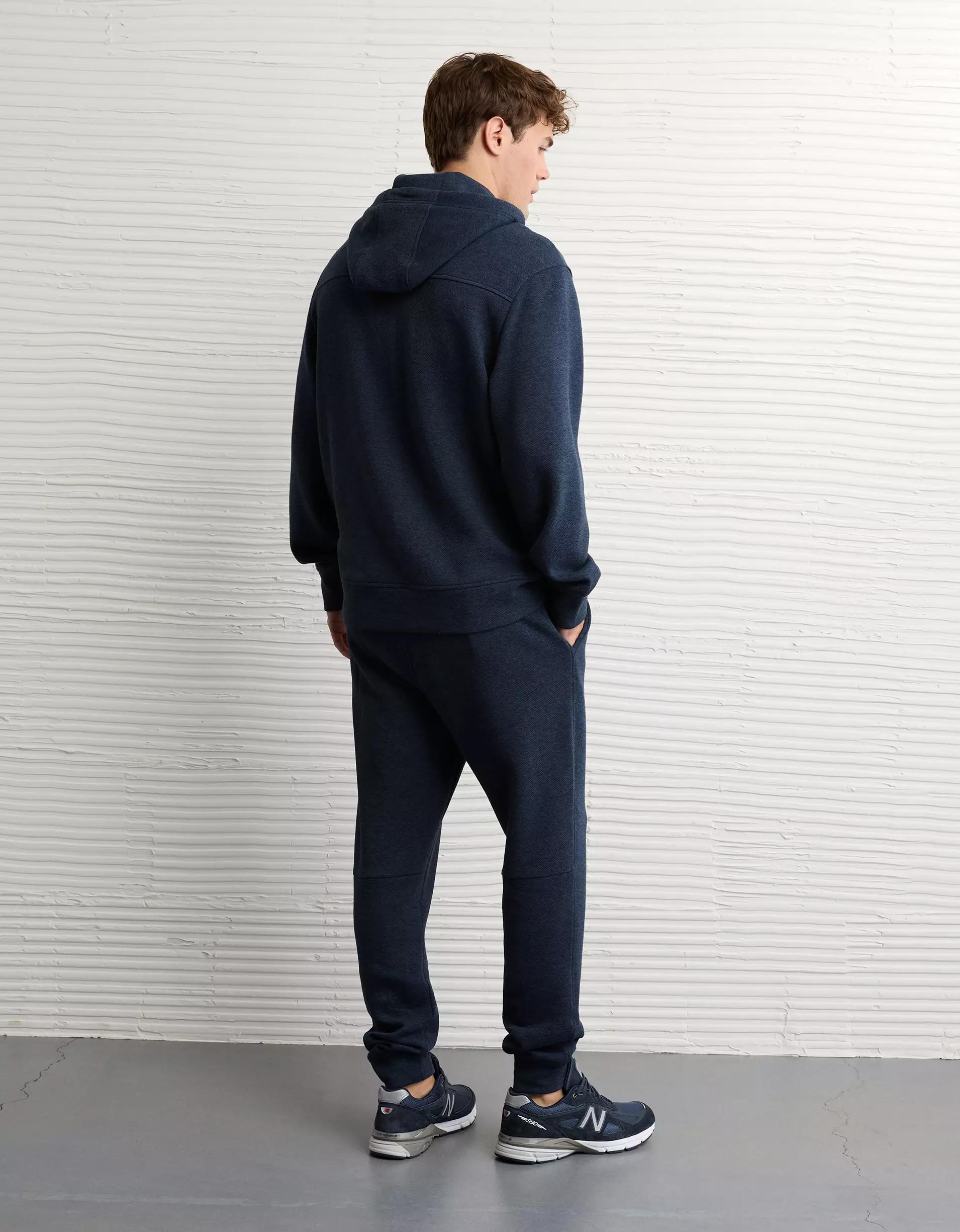 AE 24/7 Jogger Product Image