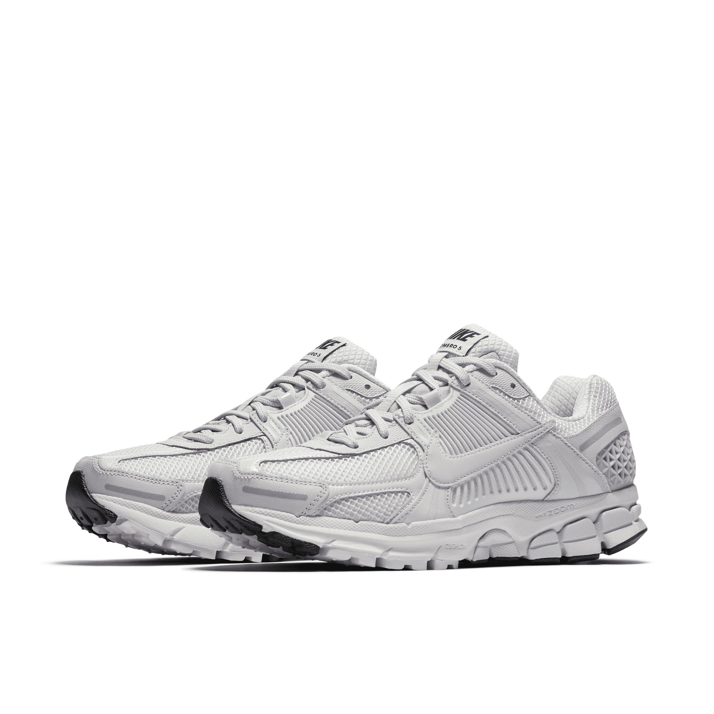 Nike Mens Zoom Vomero 5 Shoes Product Image