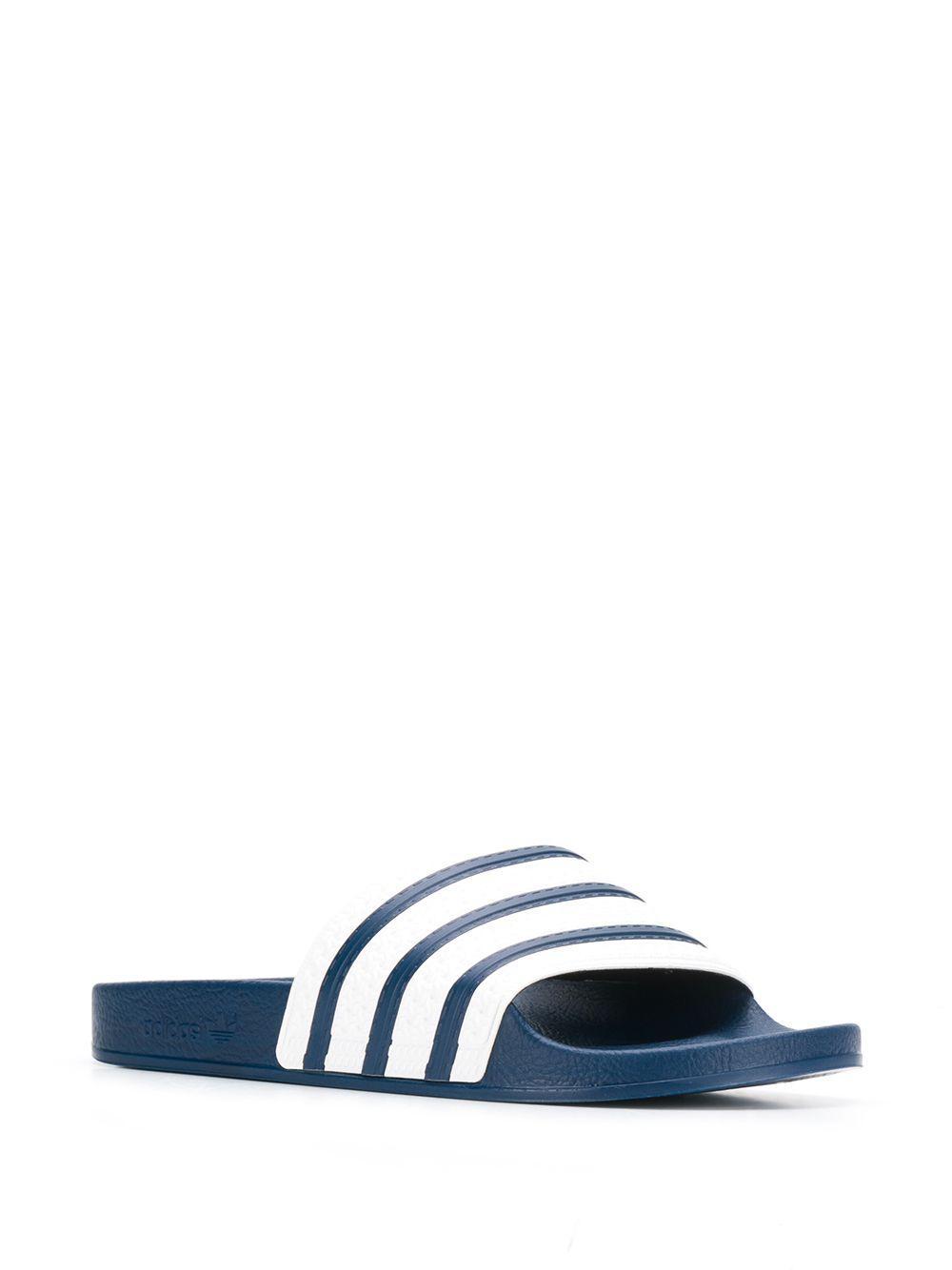 Adilette slides Product Image
