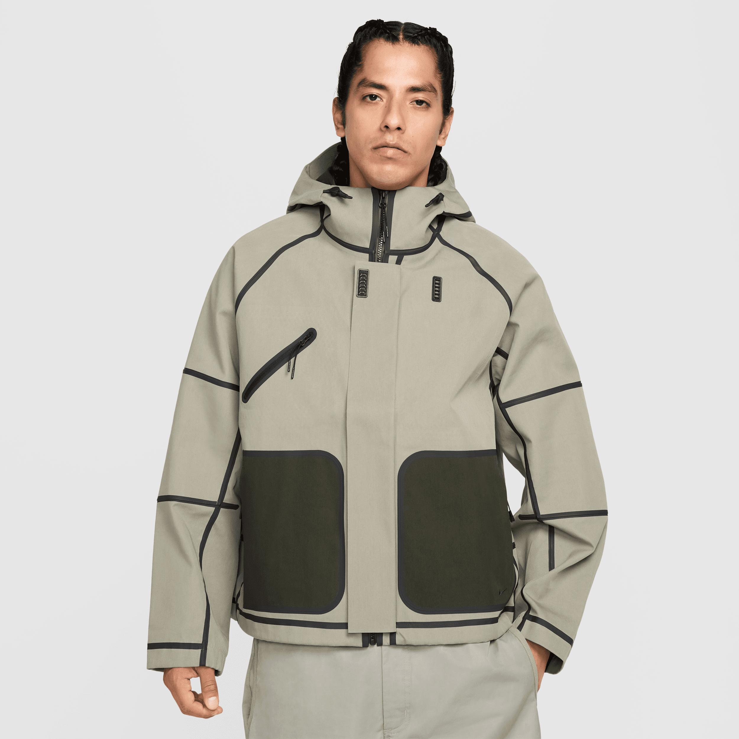 Nike Men's Tech Storm-FIT Hooded Rain Jacket Product Image