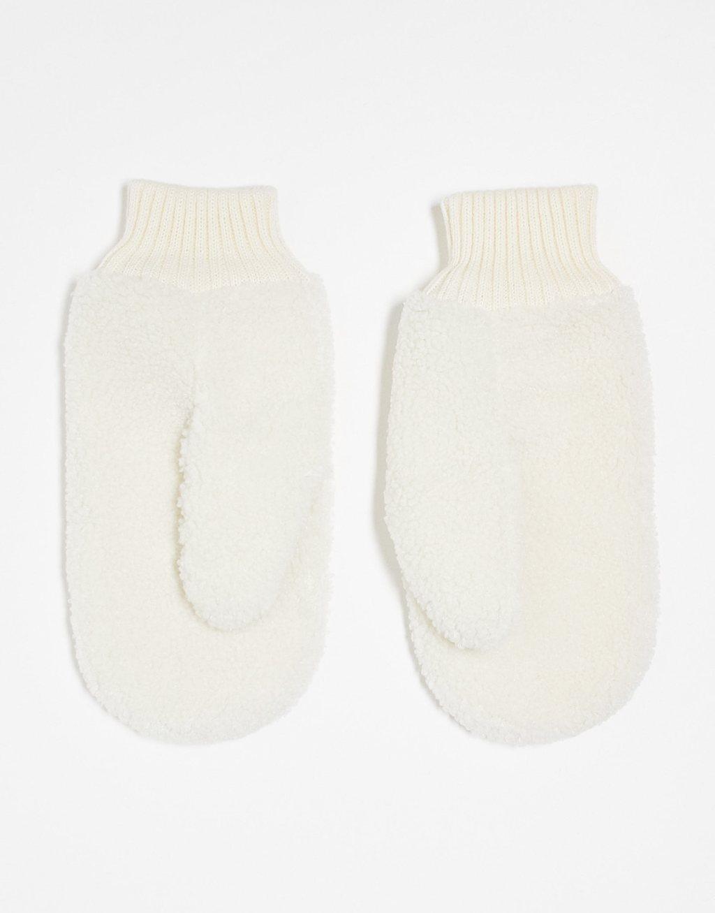 COLLUSION shearling mittens in ecru Product Image