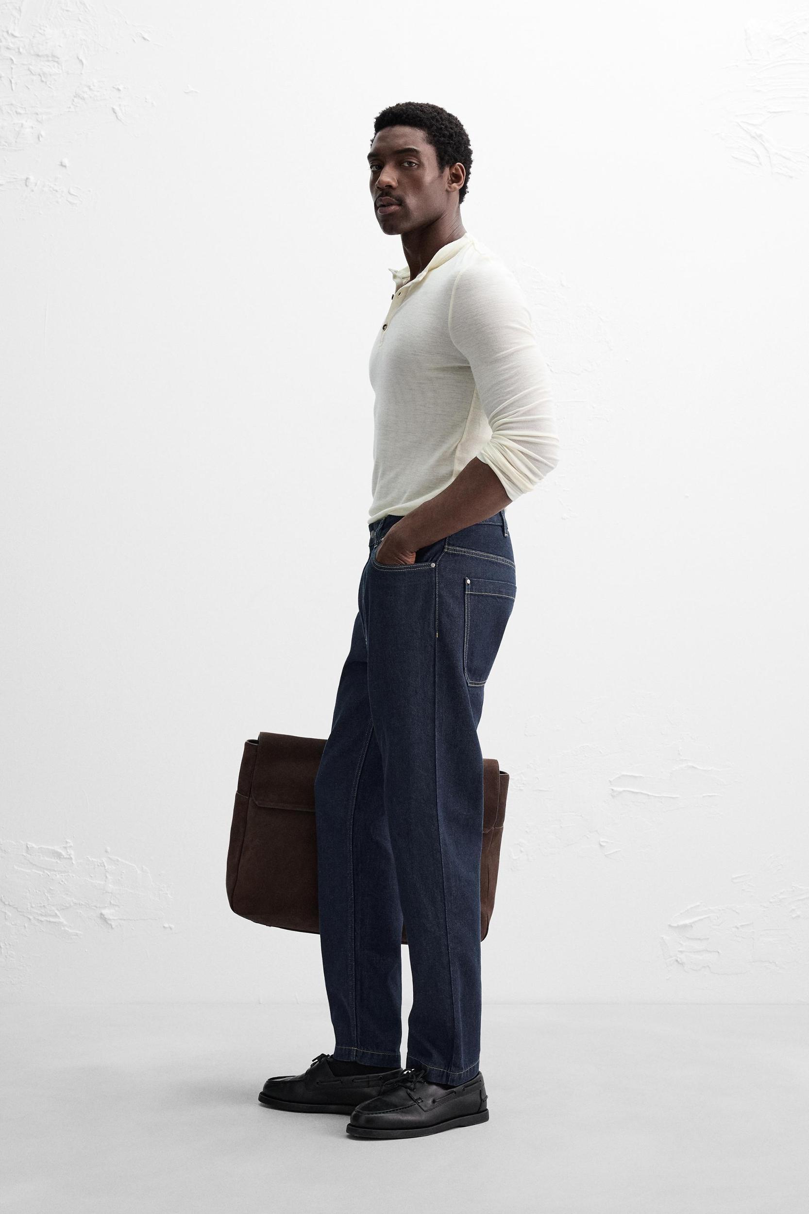 STRAIGHT FIT JEANS Product Image