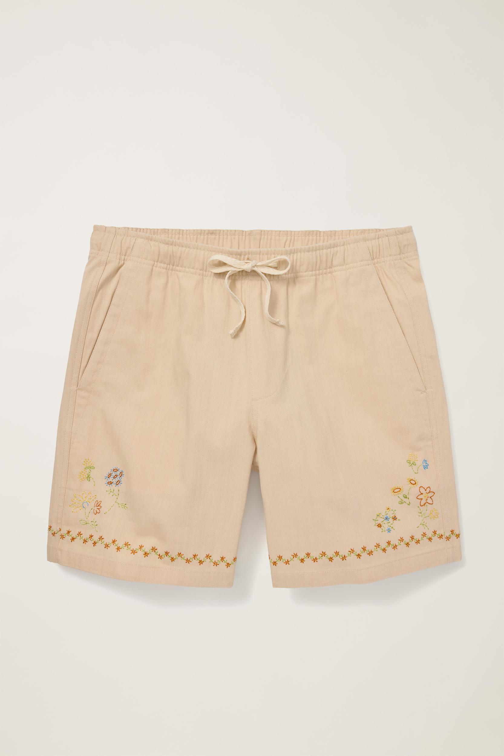 Nomad Short Product Image