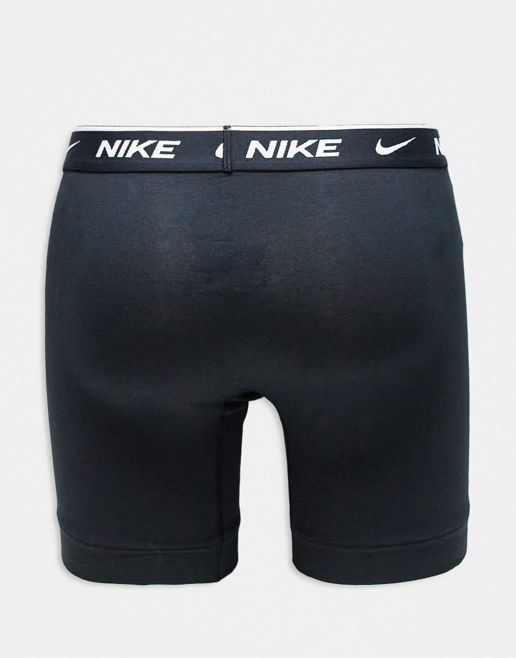 Nike Everyday Cotton Stretch 3 pack boxer brief in black/blue/orange Product Image