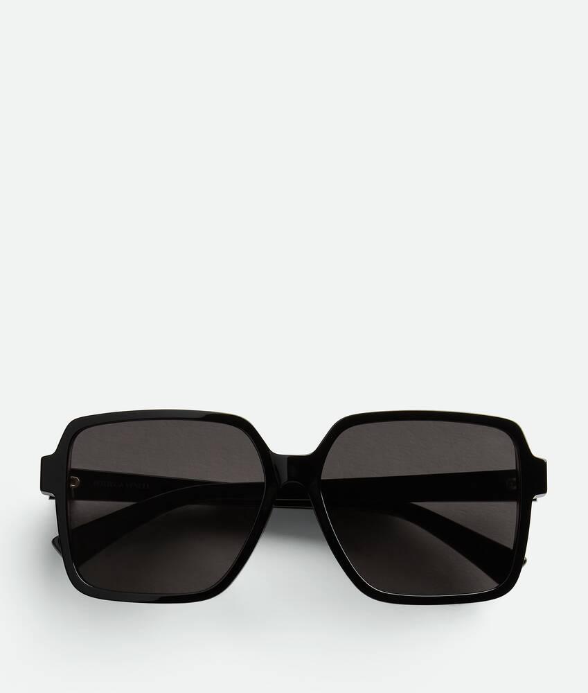 Soft Square Sunglasses in Black/grey Product Image