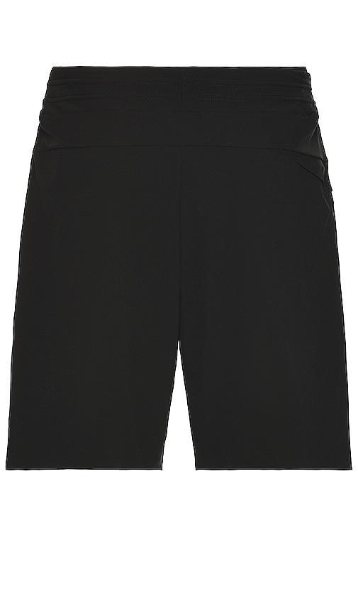 On Hybrid Shorts Size XL. Product Image