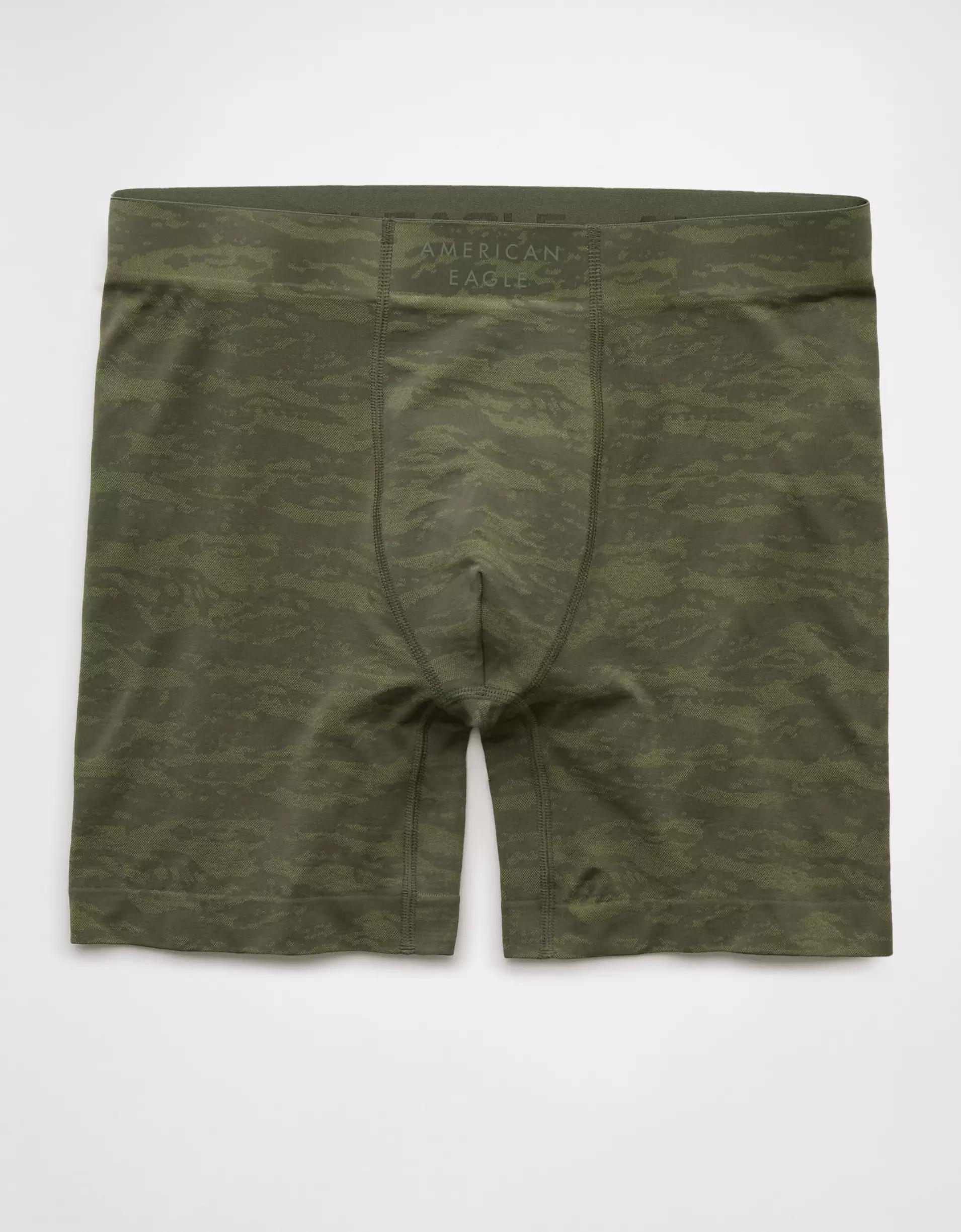 AEO Men's Camo 6" StealthMode Boxer Brief Product Image