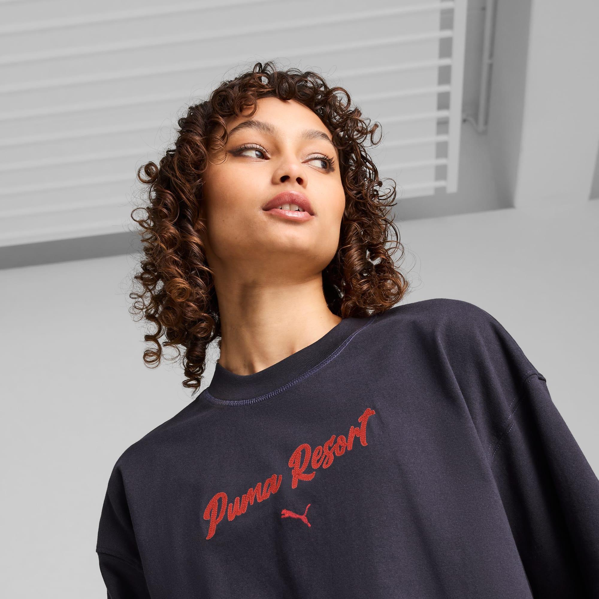 PREMIUM ESSENTIALS Oversized Graphic Tee Product Image