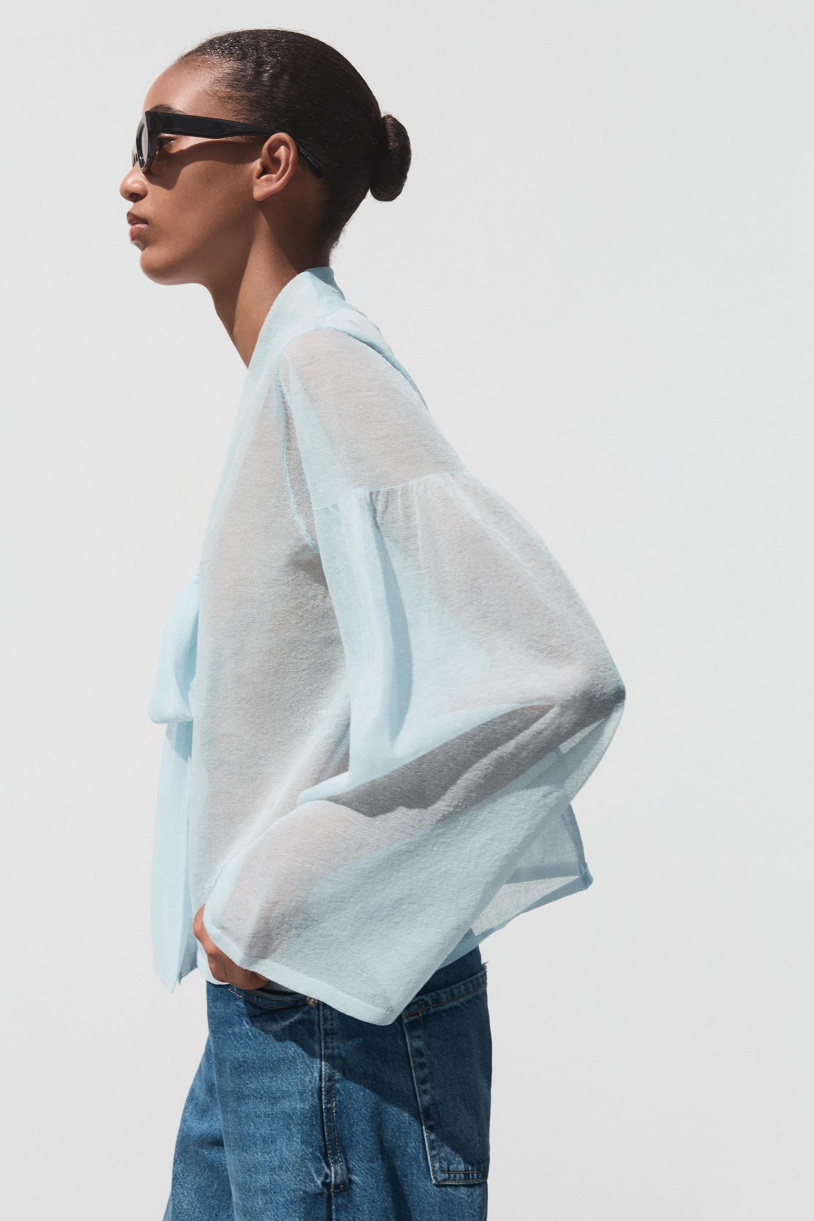 SEMI-SHEER KNIT BLOUSE Product Image