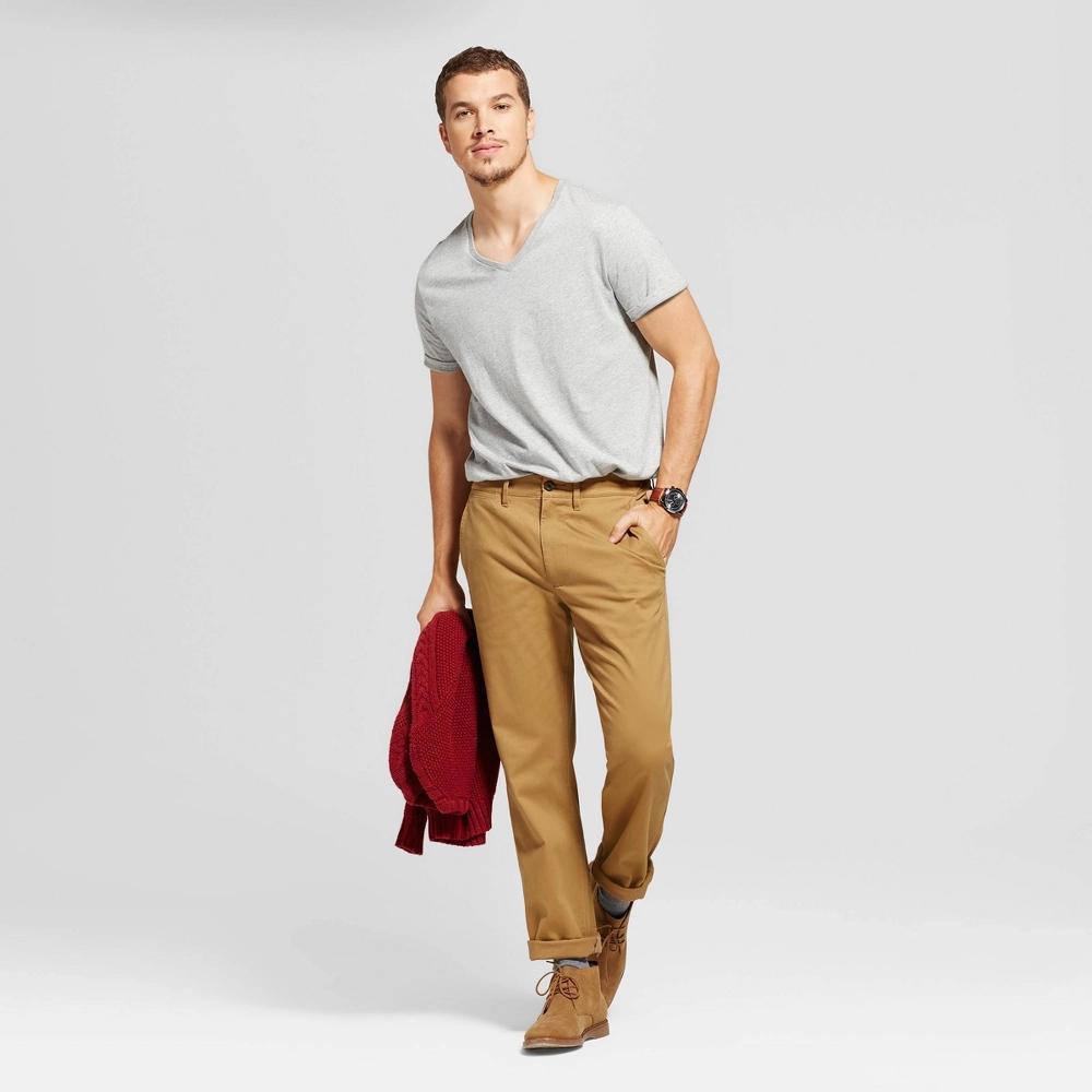 Mens Every Wear Straight Fit Chino Pants - Goodfellow & Co Black 38x30 Product Image