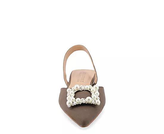 Journee Hannae Women's Flats, Size: 8.5, Beige Product Image