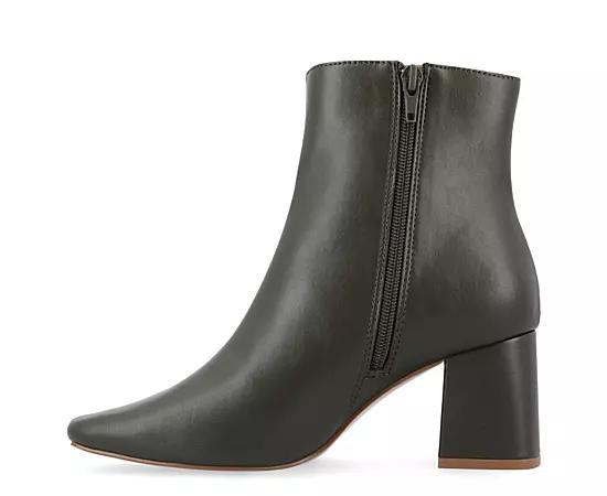 Journee Collection Womens Haylinn Wide Ankle Boot Product Image