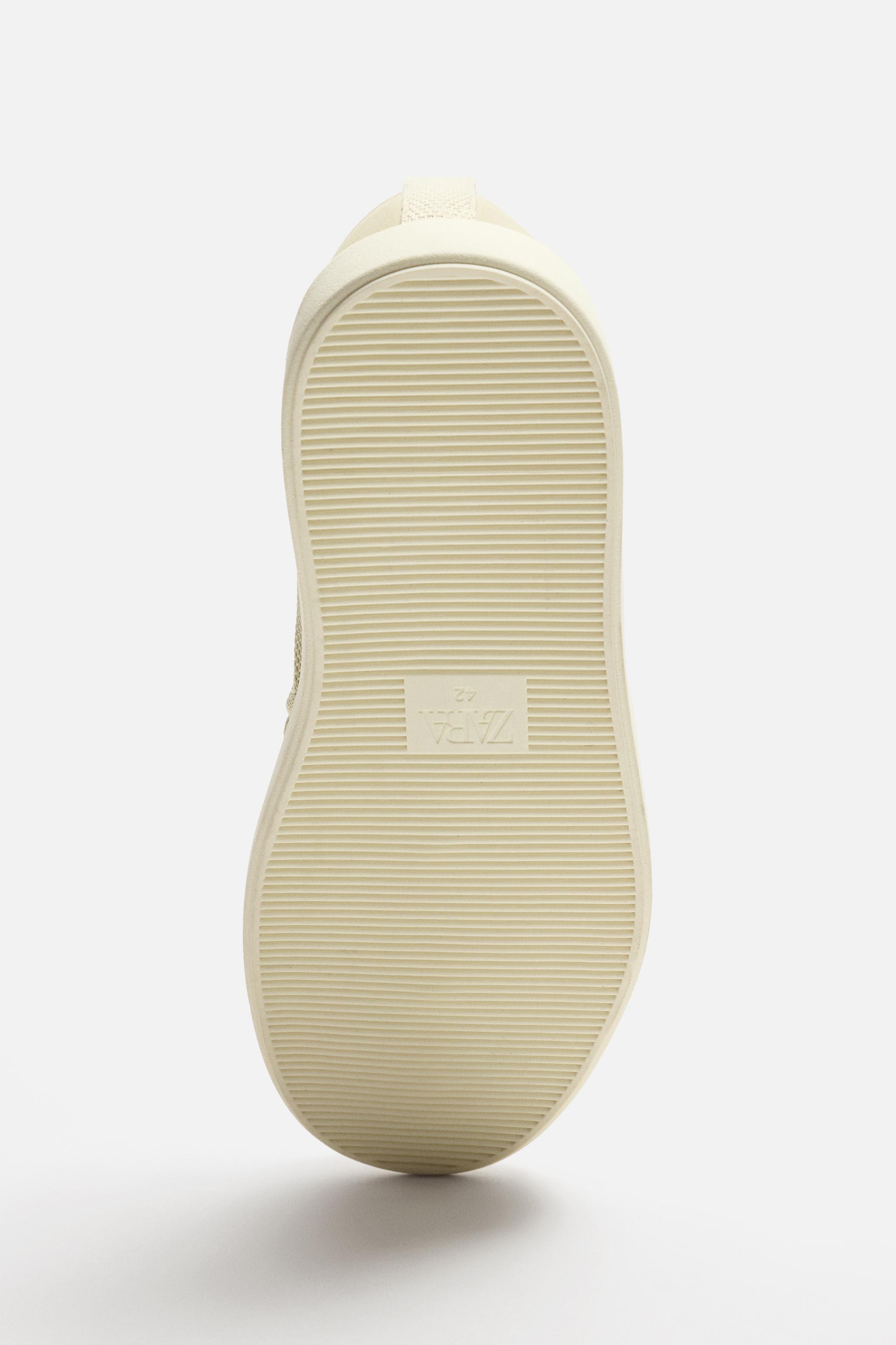 LACELESS SHOES Product Image