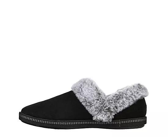 Skechers Womens Cozy Campfire Fresh Toast Slipper Product Image