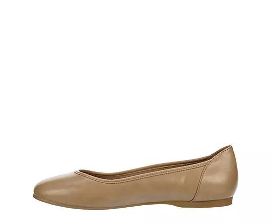 Xappeal Womens Danica Flat Product Image