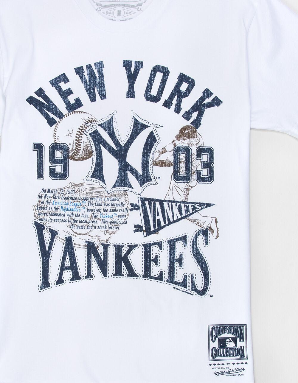 MITCHELL & NESS New York Yankees Heritage Slugger Mens Tee Product Image