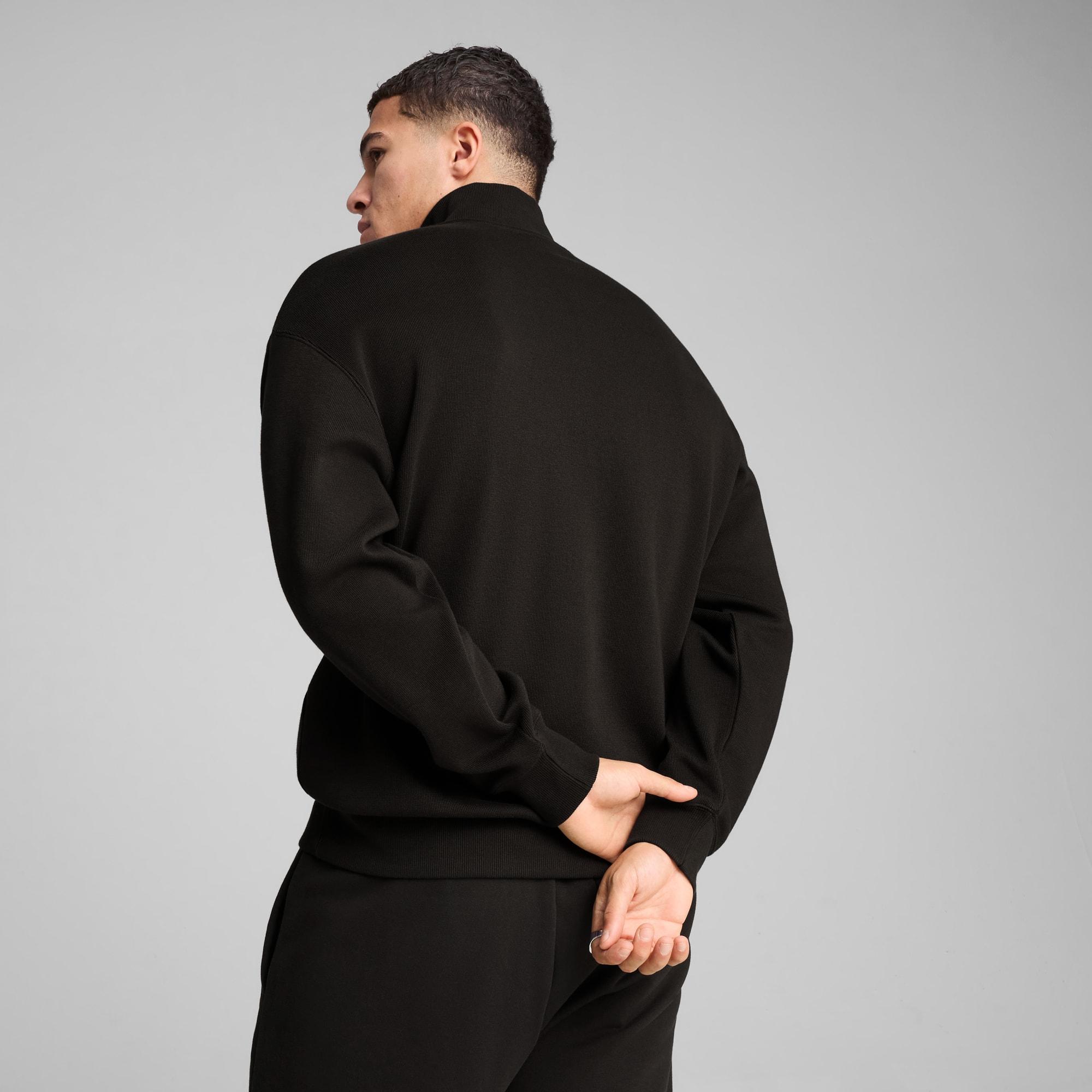 WARDROBE ESSENTIALS Men's Relaxed Half-Zip Crew Product Image