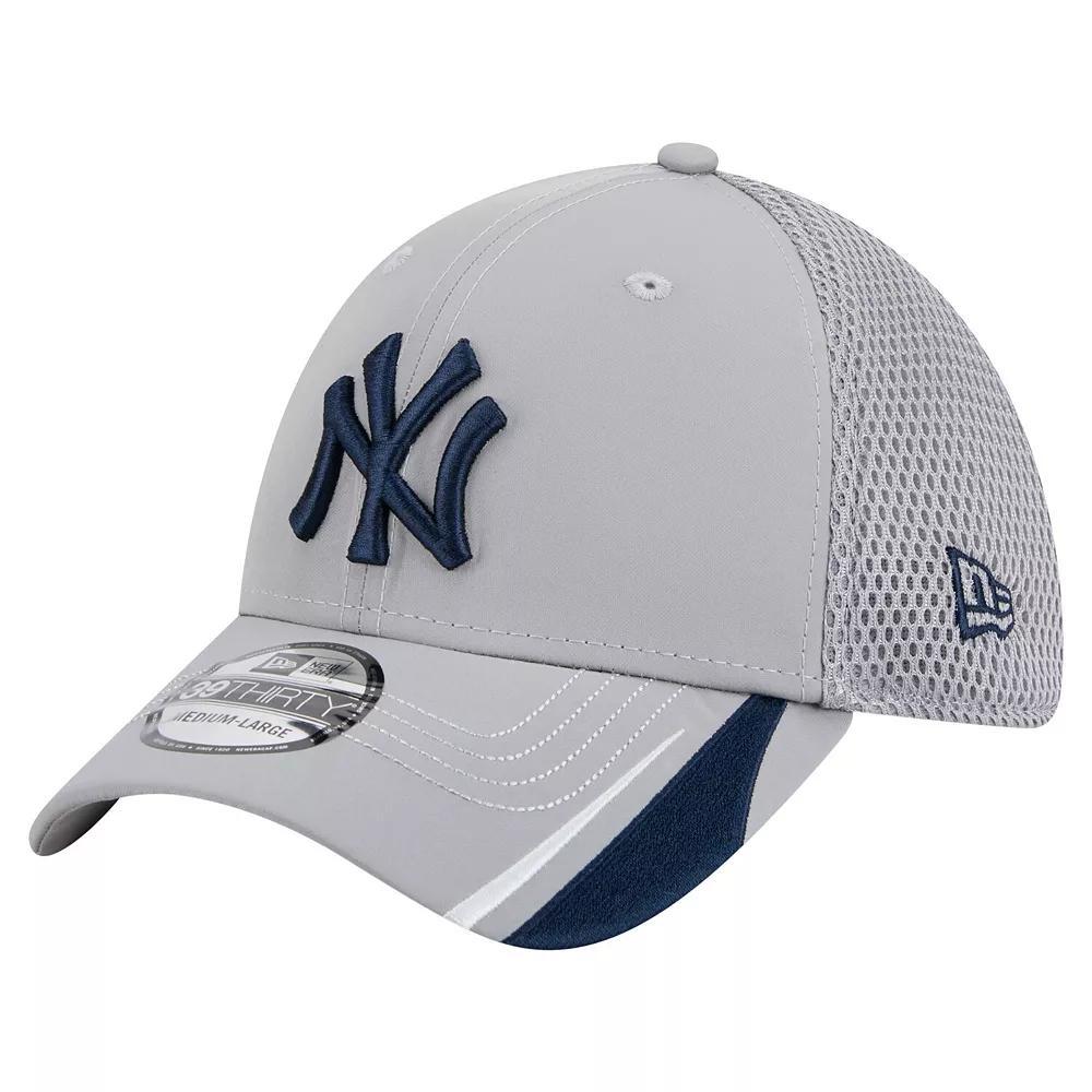 Men's New Era  Gray New York Yankees Linear 39THIRTY Flex-Fit Hat, Size: Medium/Large, Grey Product Image