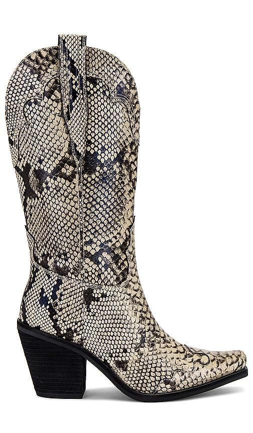 Amarillo Boot Product Image