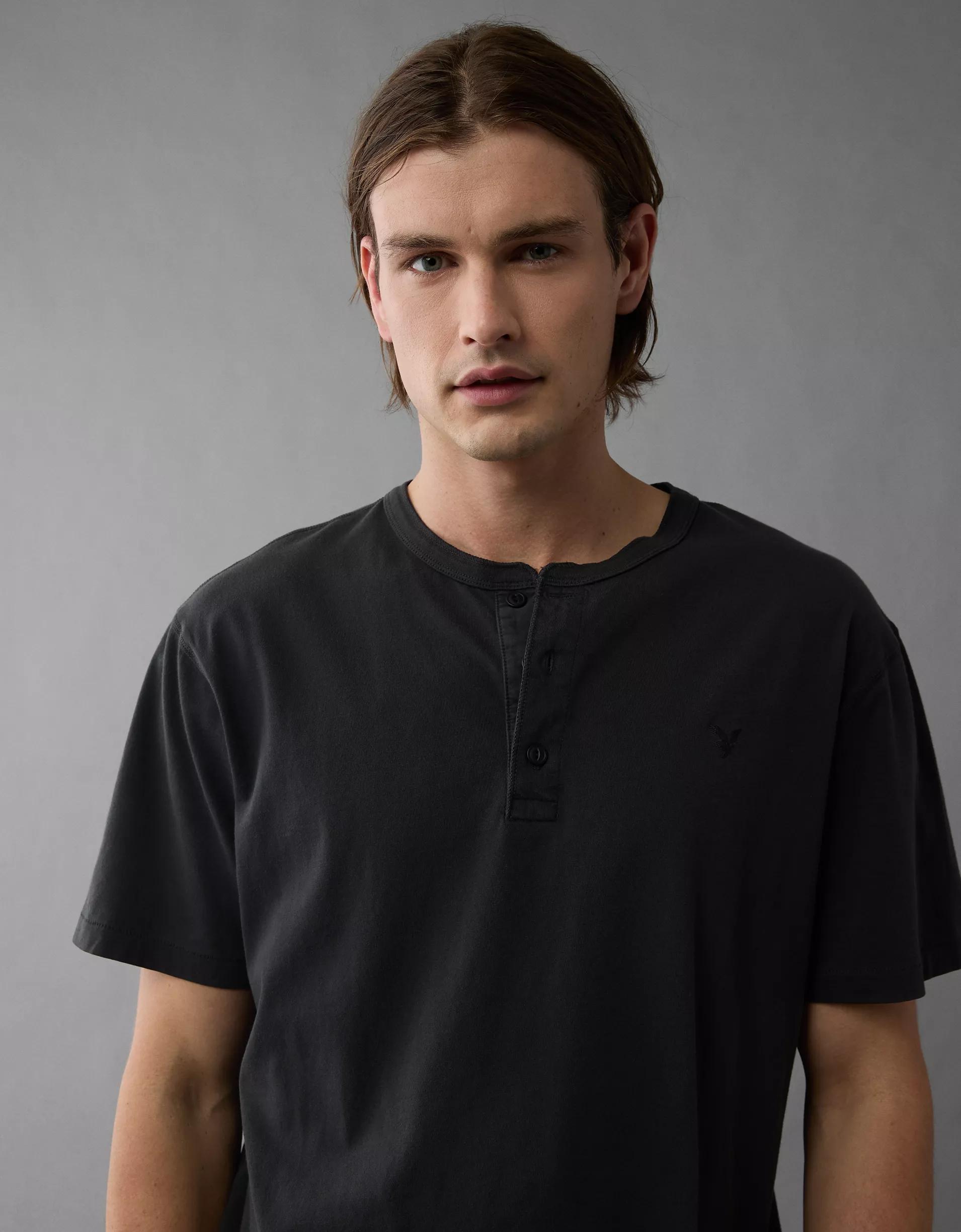 AE Lived-In Henley T-Shirt Product Image