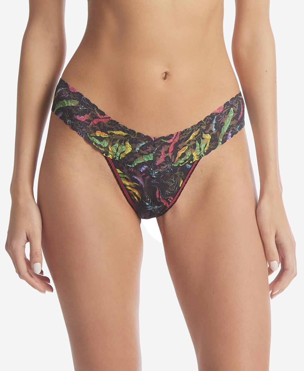 Signature Lace Low Rise Printed Thong Product Image