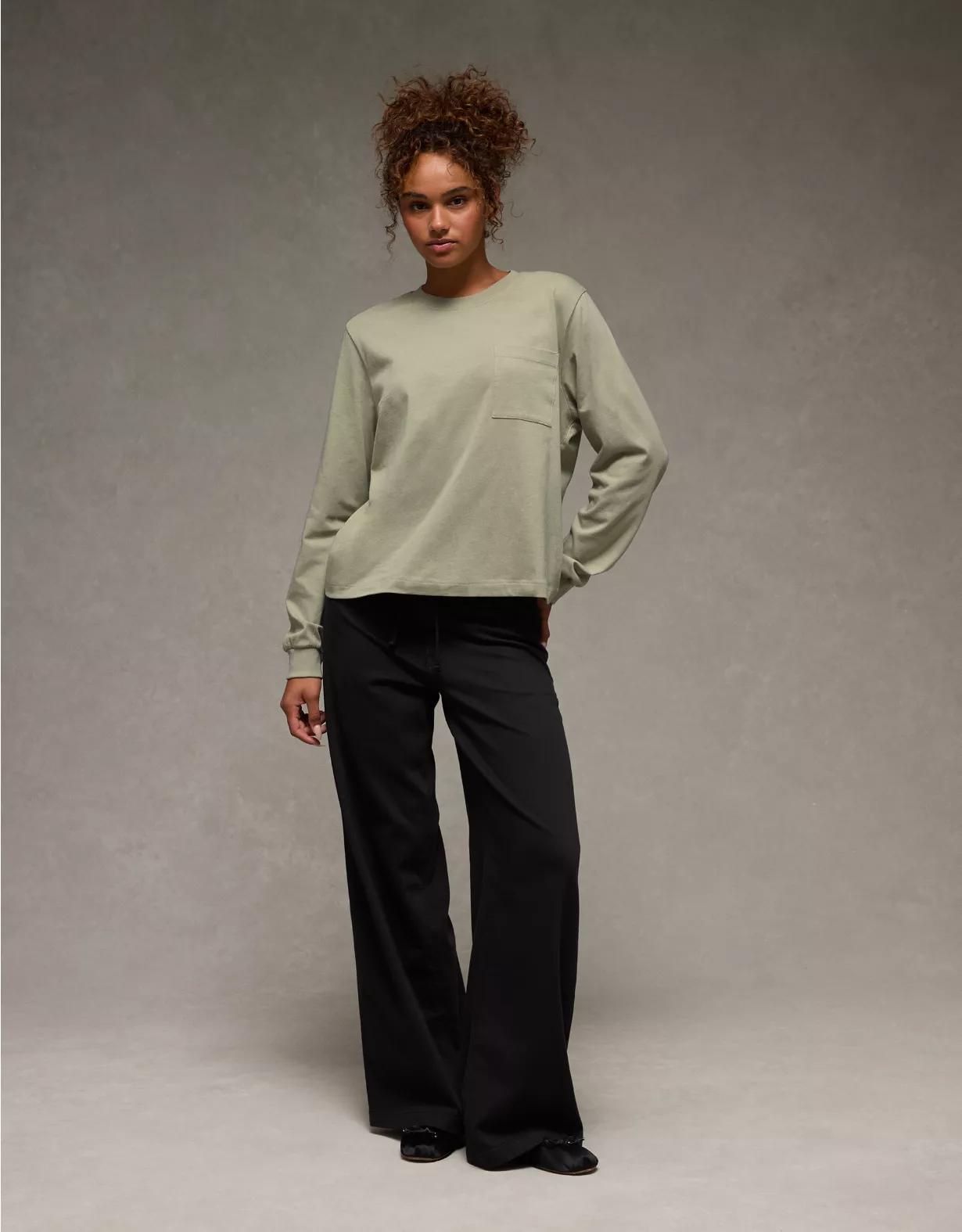 AE Everyday Luxe Long Sleeve T-Shirt Product Image