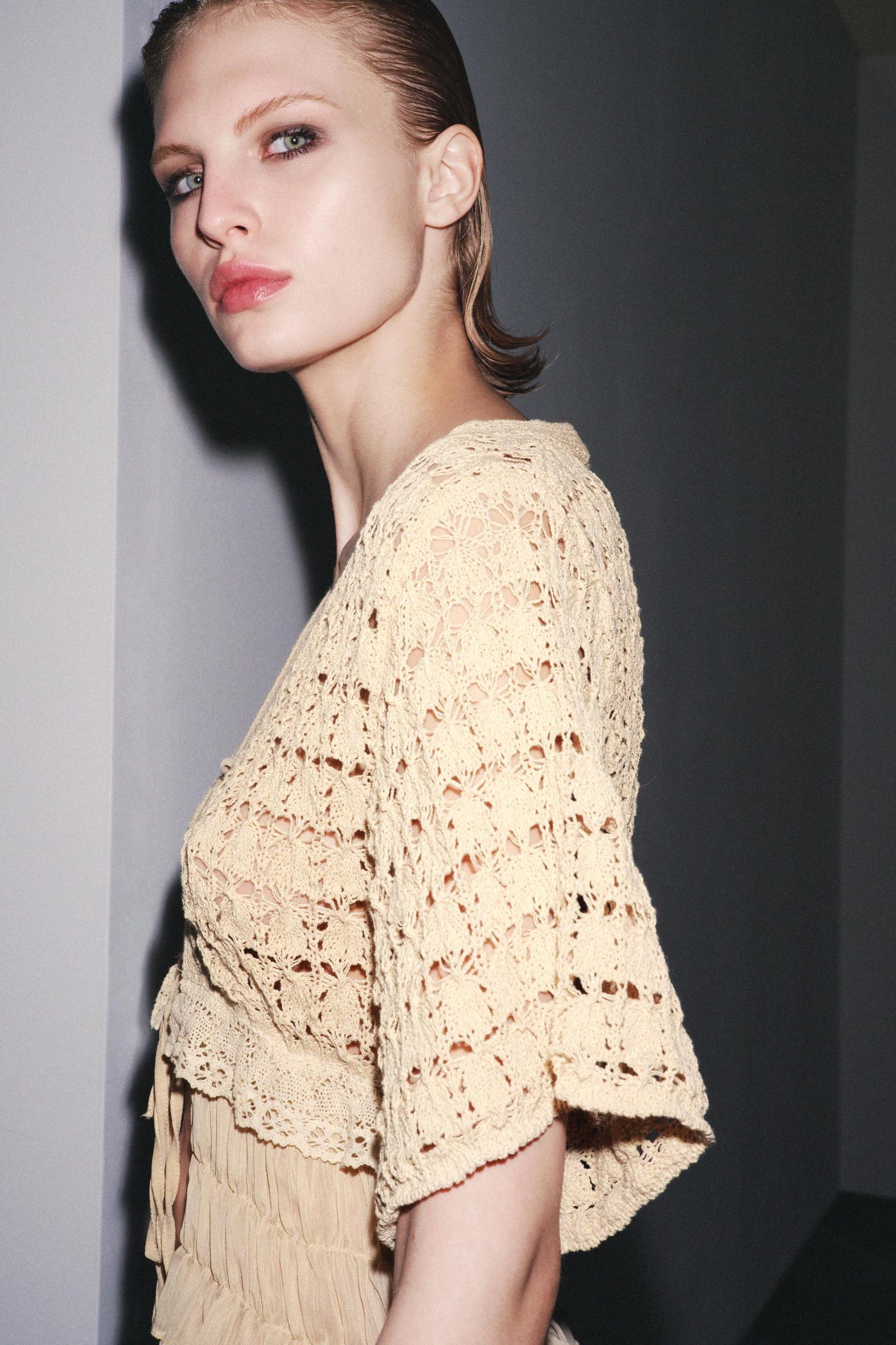 COMBINATION KNIT CARDIGAN Product Image