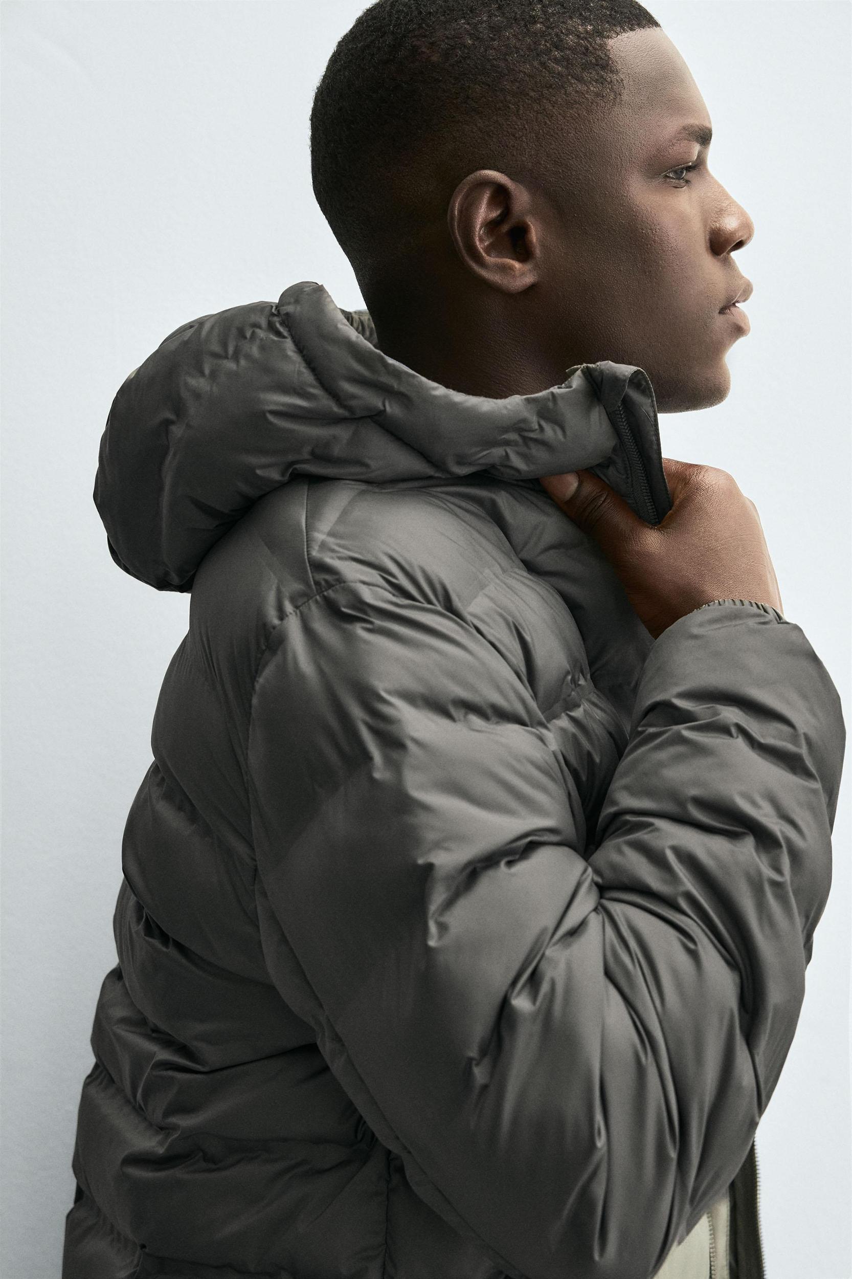 LIGHTWEIGHT HOODED PADDED JACKET Product Image